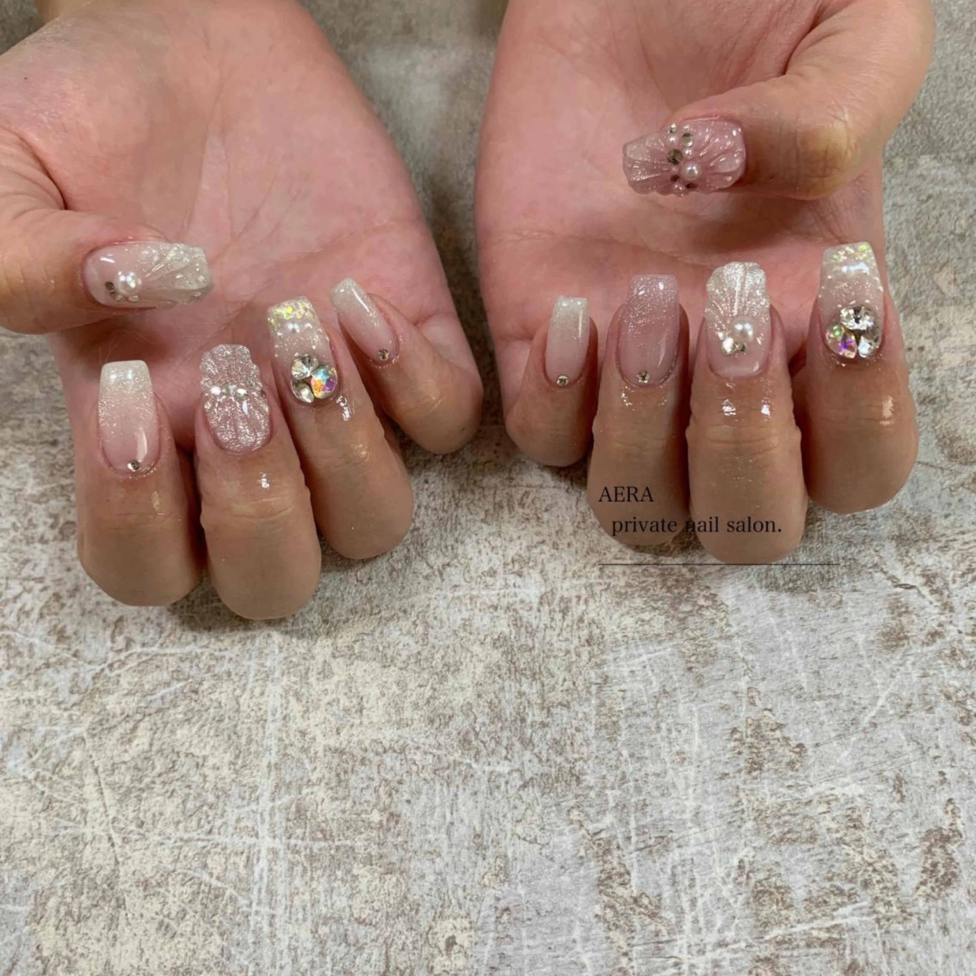 ネイル AERA nail shino🐱⸝꙳のネイルデザイン