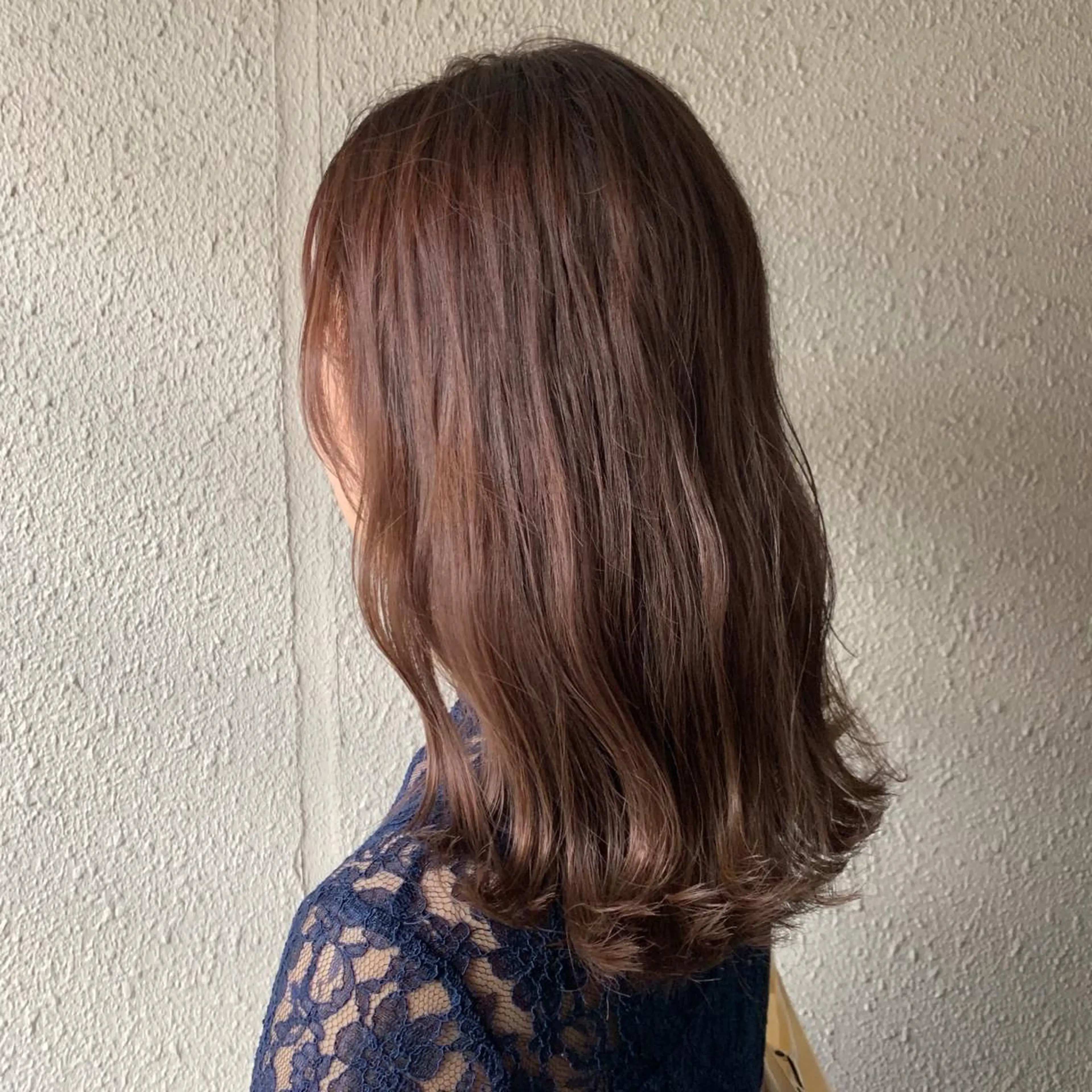 セミロング カラー ベージュカラー ラベンダーカラー サダハルカ ｜chouetteのヘアスタイル