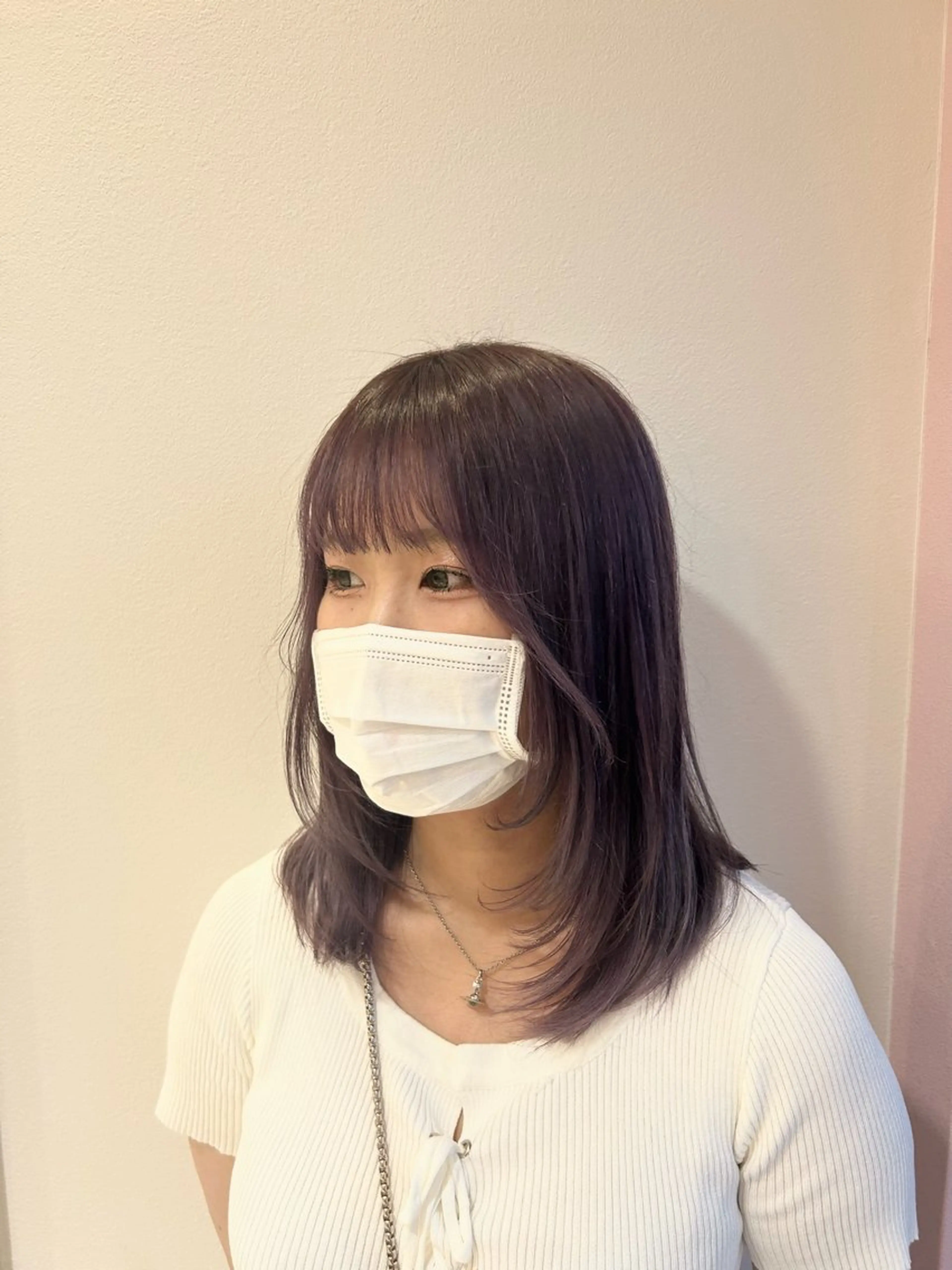 セミロング カラー ブリーチ ケアブリーチ ハイトーンカラー ラベンダーカラー 顔周りカット 💙ルル💙 ハイトーン/レイヤーのヘアスタイル