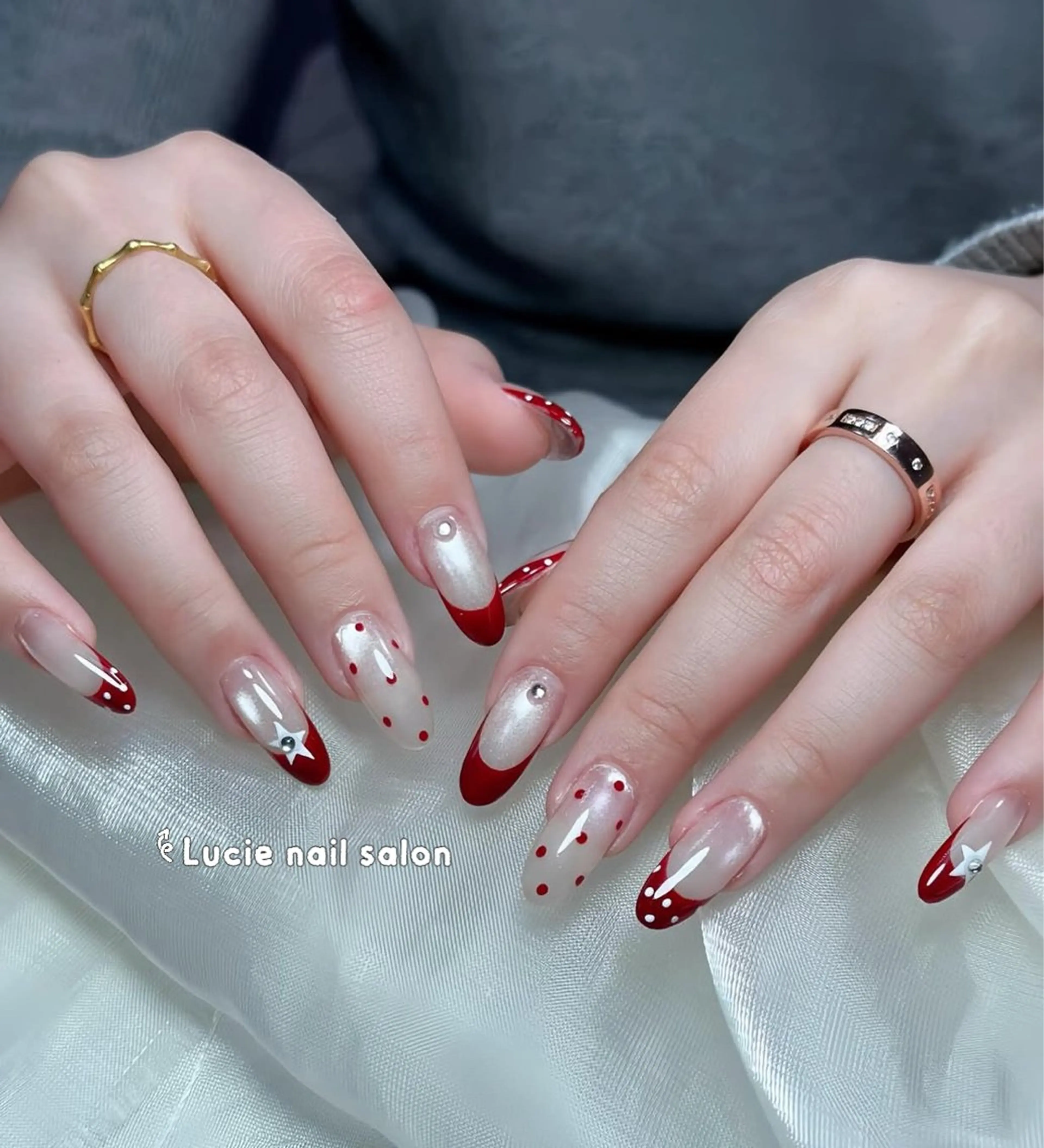 ネイル フレンチネイル ジェルネイル グラデーション 持ち込み オフィスネイル ハンドネイル LUCIE NAILのネイルデザイン