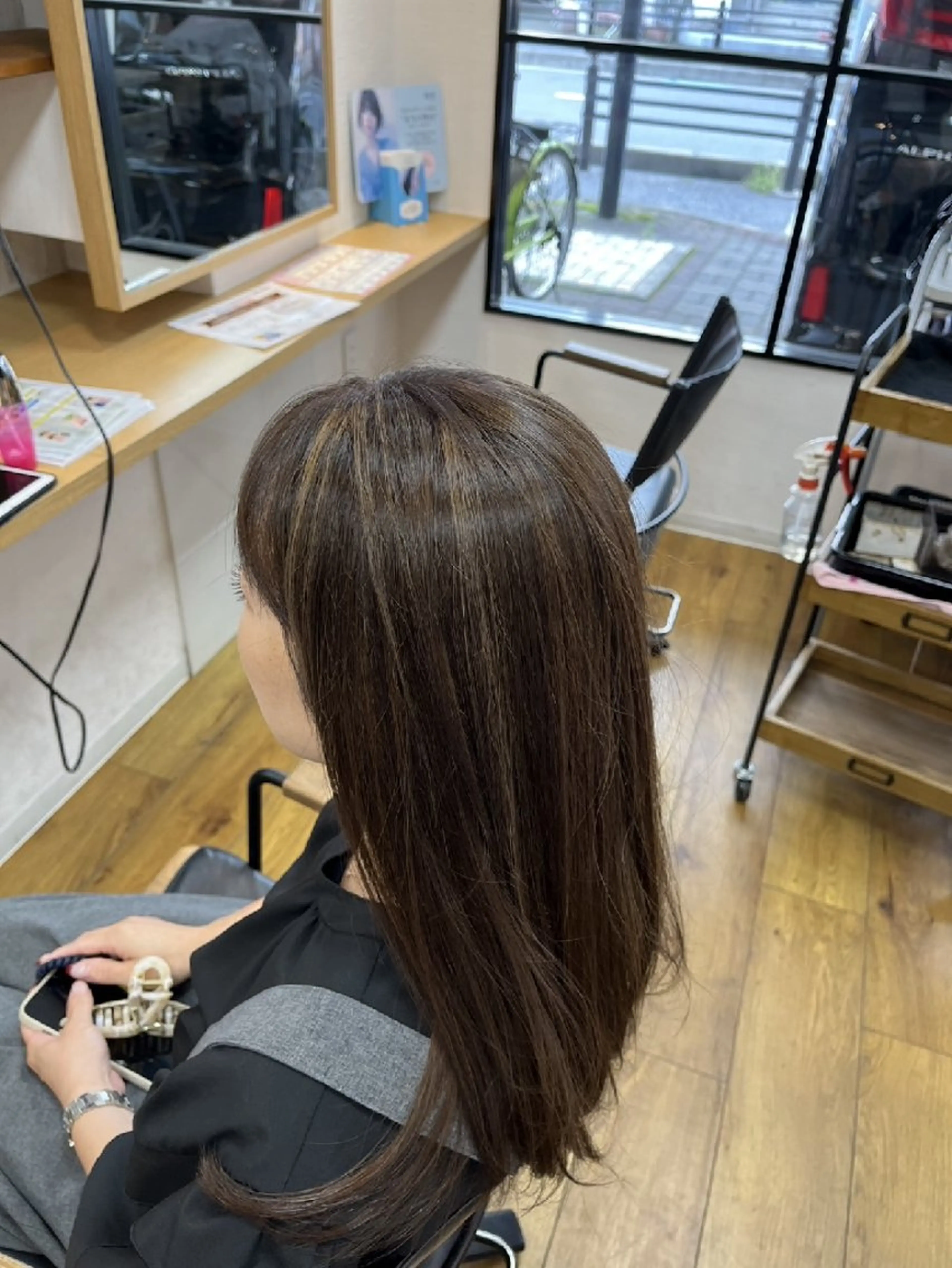 カラー ロング 近森 美帆[モーラ高石店]のヘアスタイル