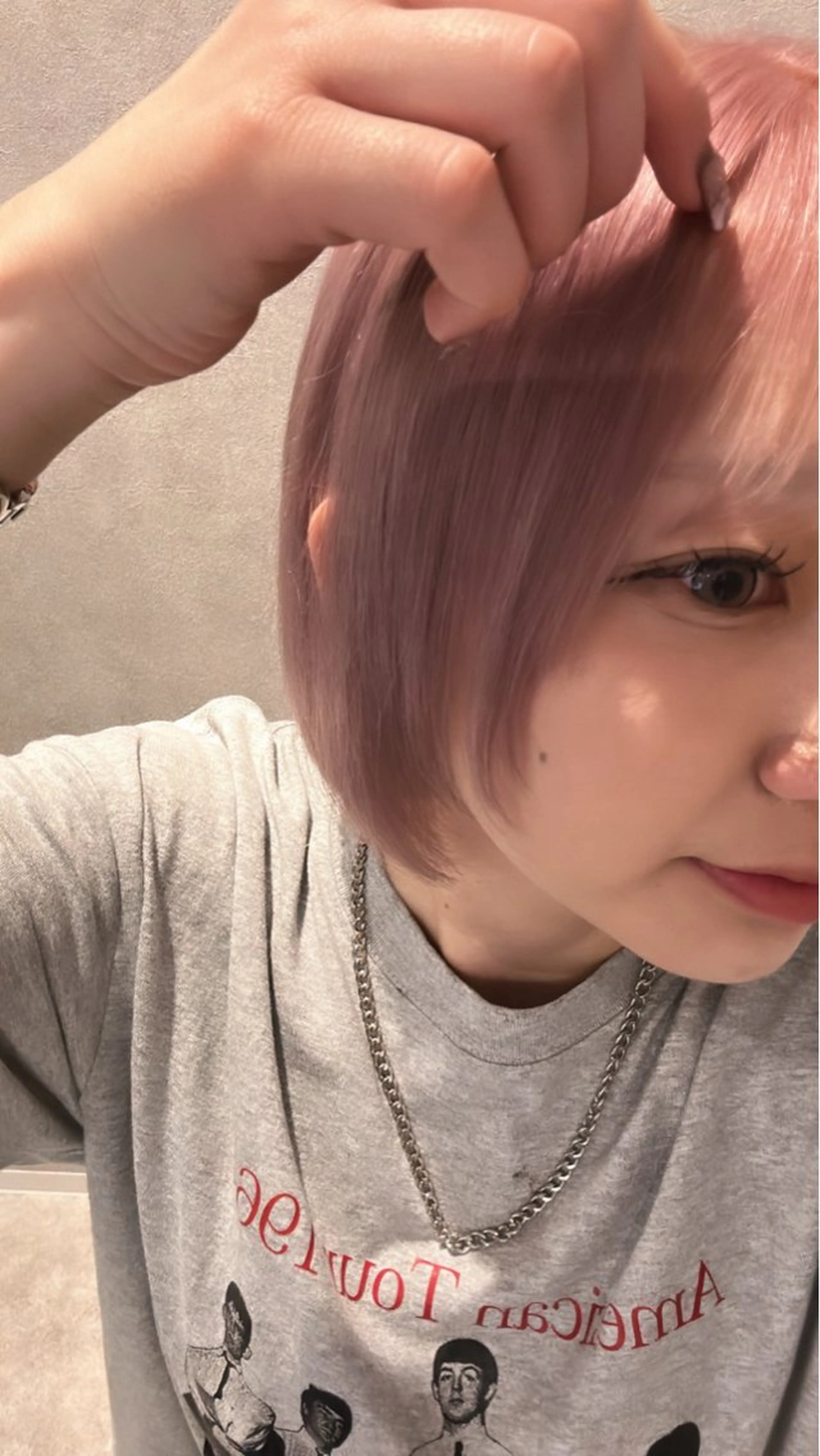 ミディアム ショート/レイヤー 高野菜瑠のヘアスタイル