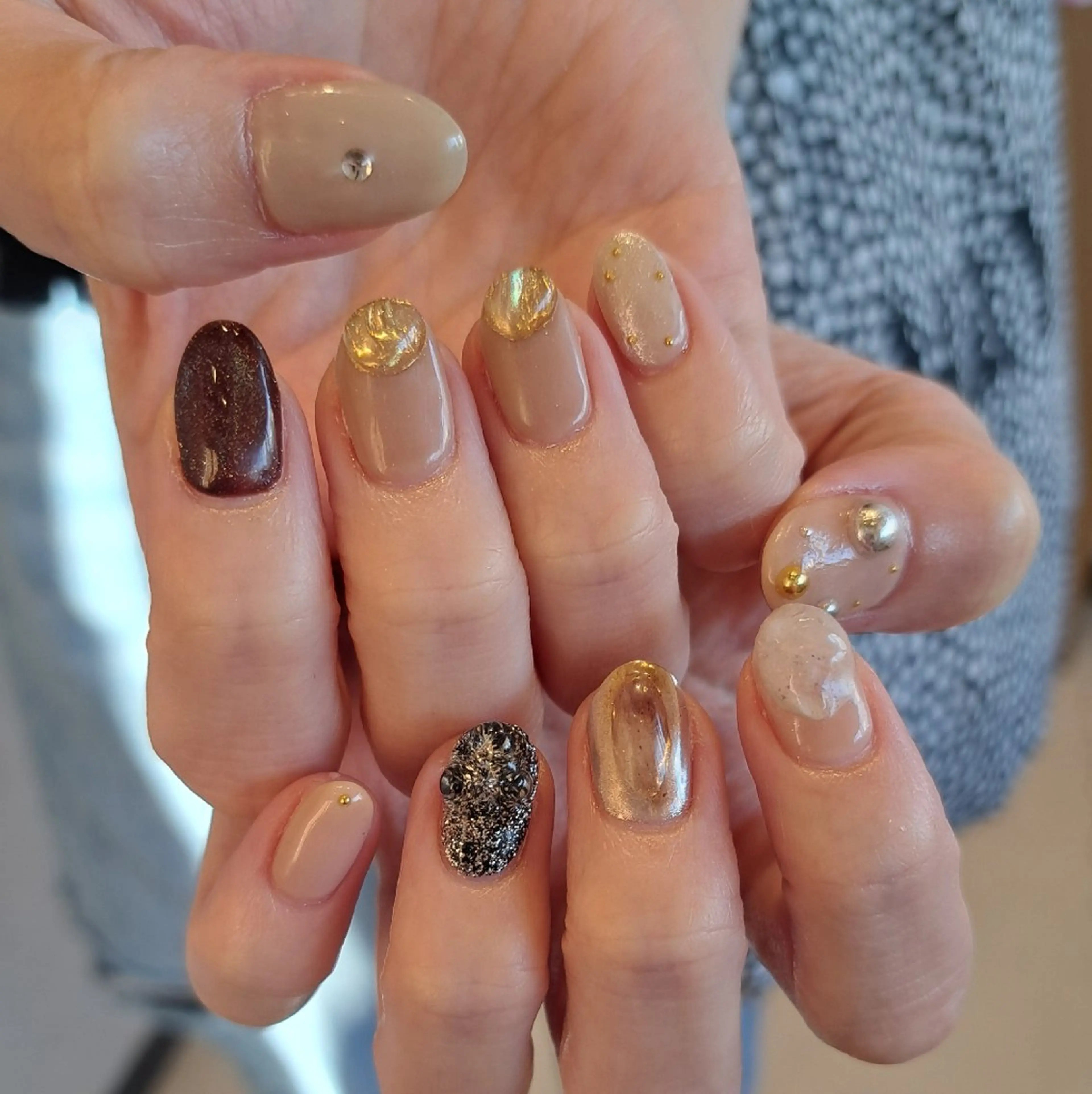 ネイル アートネイル ジェルネイル 持ち込み ニュアンスネイル ぷっくりネイル ハンドネイル Nail mood デザイン持ち込みokのネイルデザイン