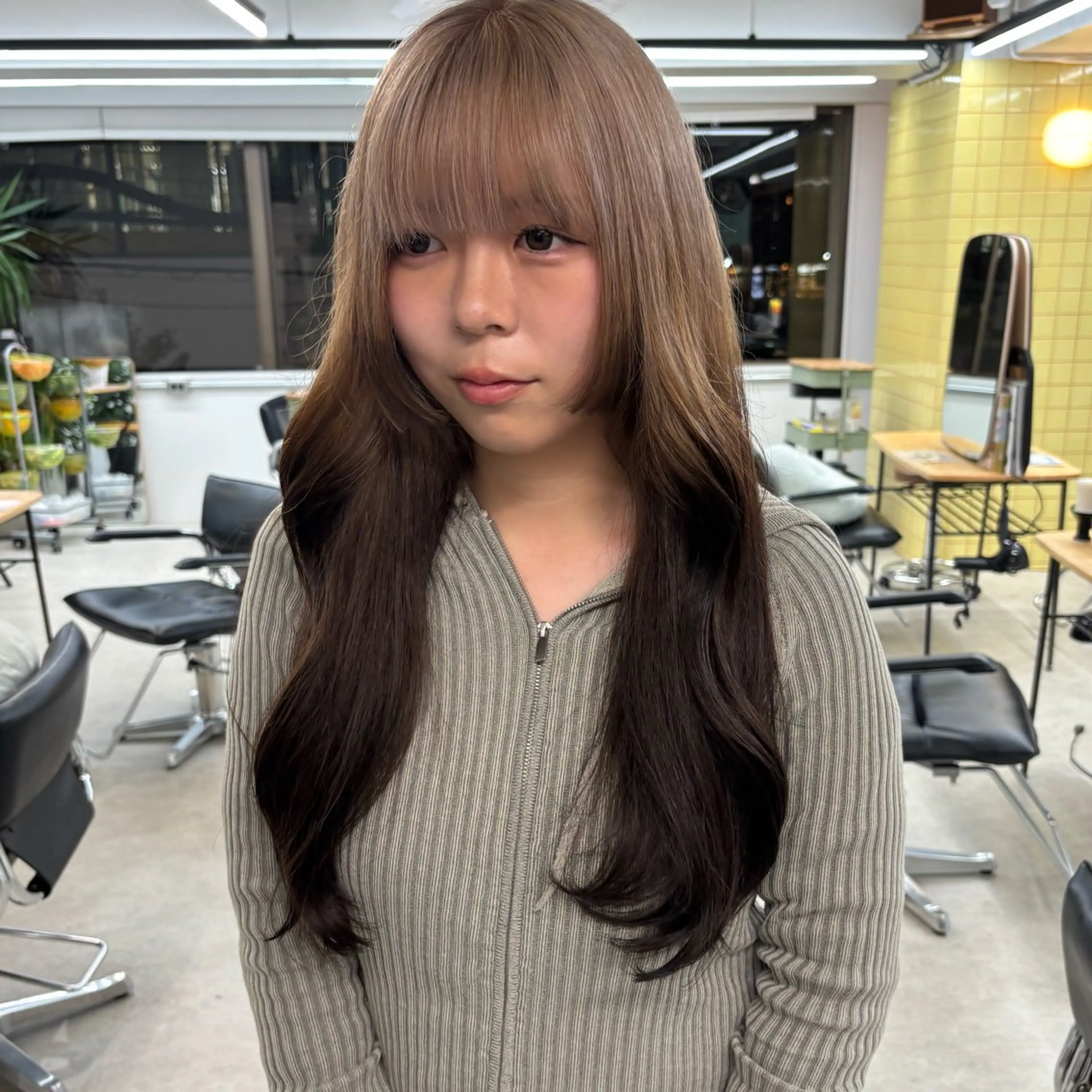 ロング ヘアカラー カラーモデル募集中/ みひろのヘアスタイル