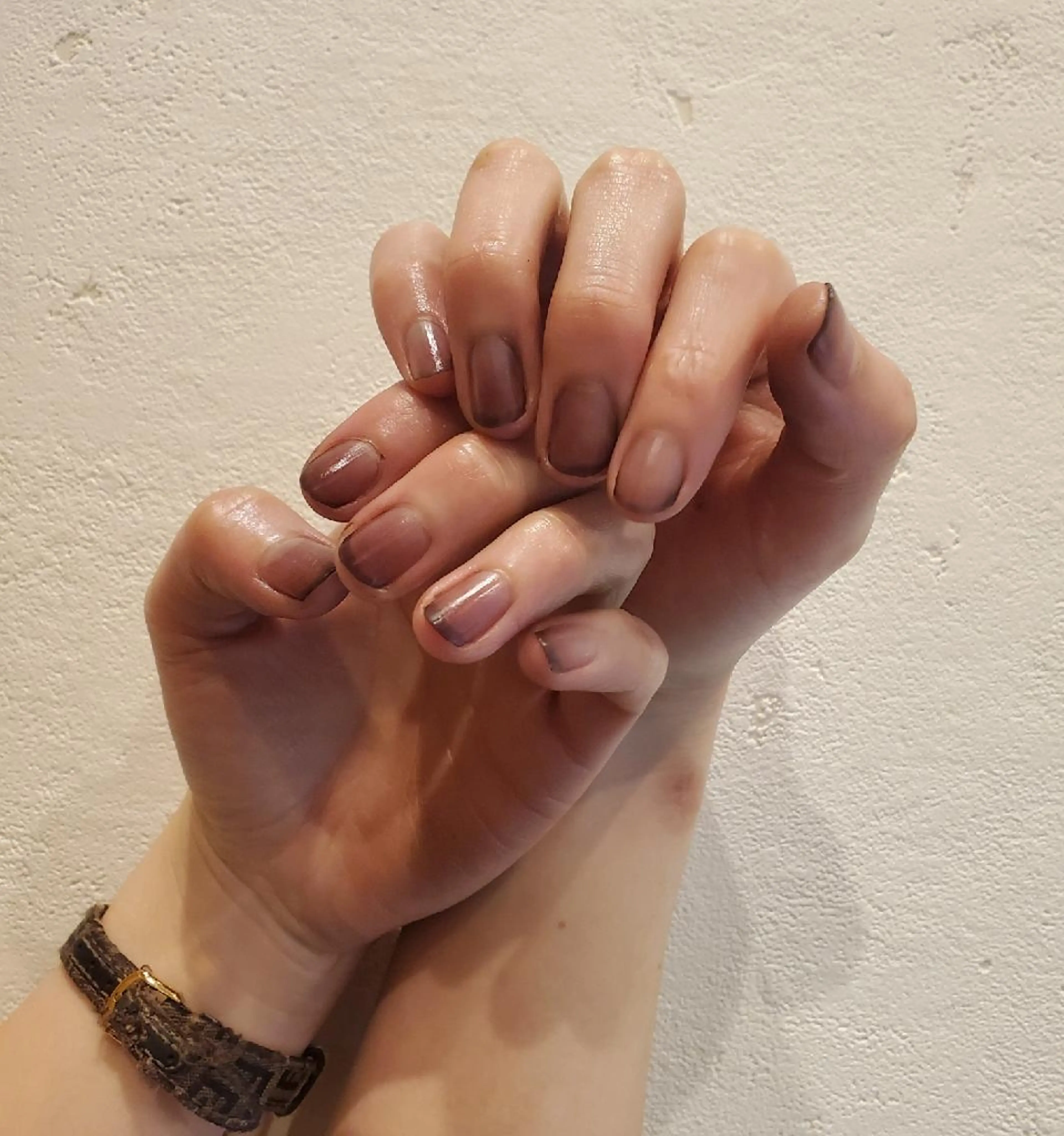 ネイル フレンチネイル 谷 結奈のヘアスタイル