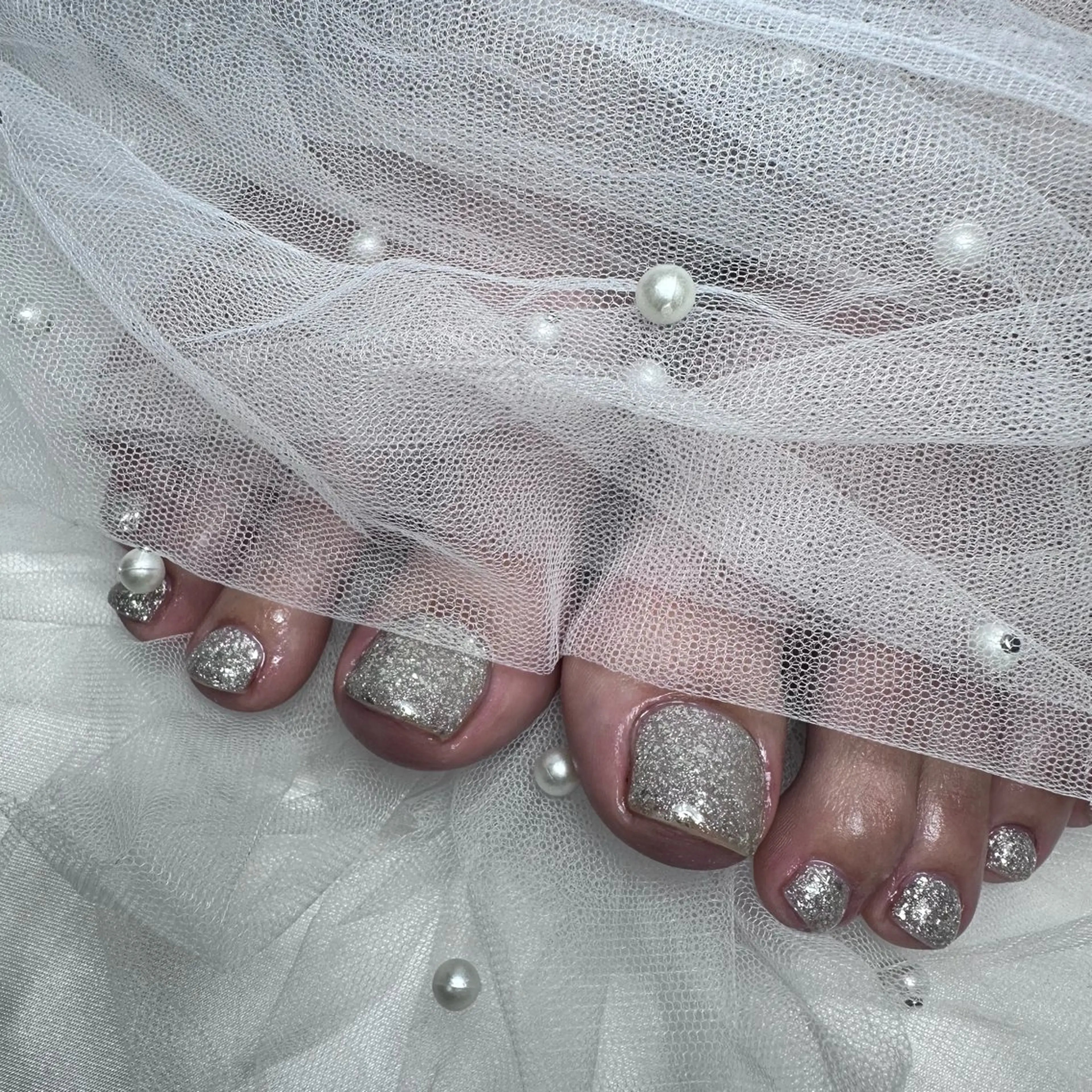 ネイル フットネイル ラメ(グリッター) シルバー nail salon 凪のネイルデザイン