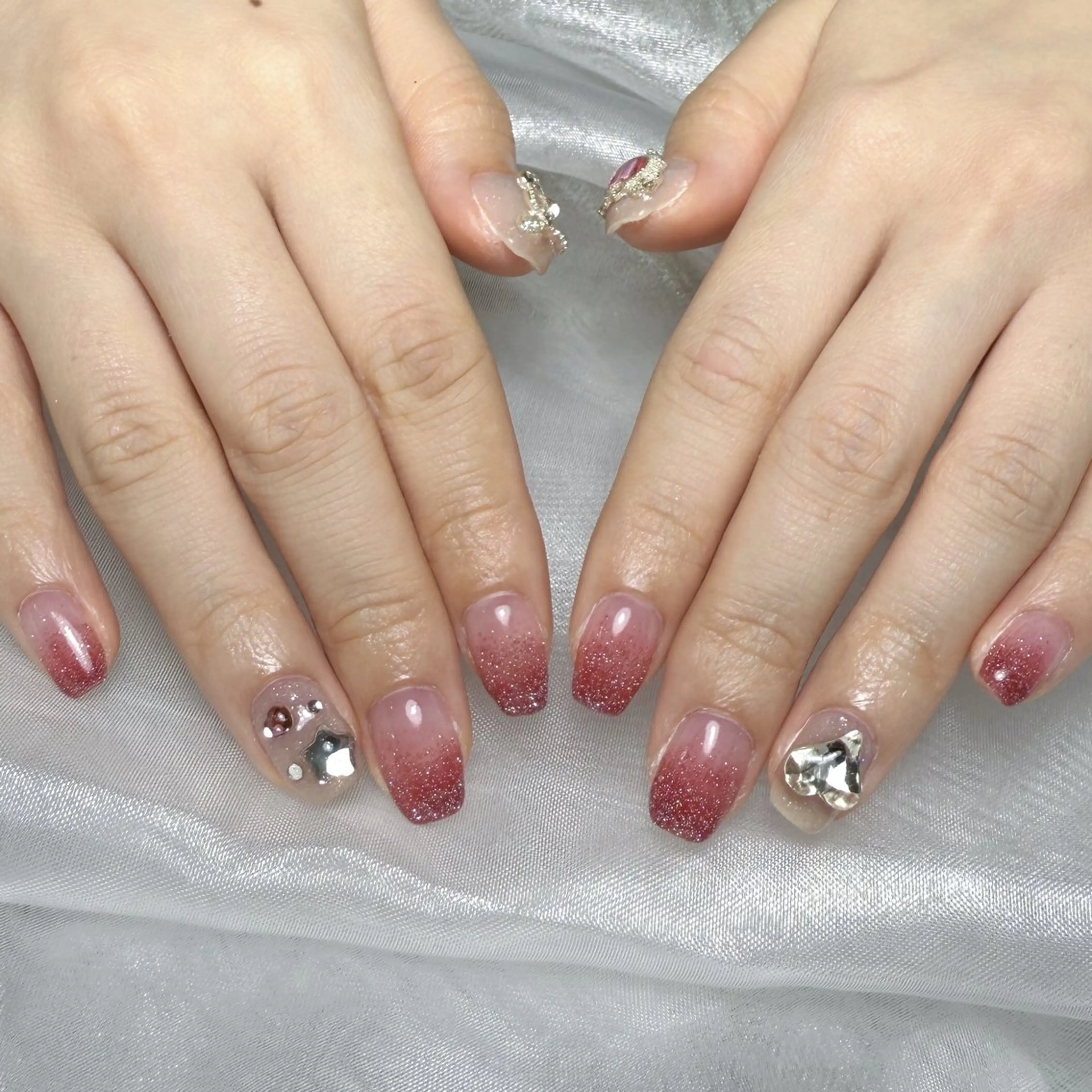 メンズ ネイル メンズ韓国風 アートネイル オーロラネイル ガーリー キラキラネイル ハンドネイル Nail salon 木にいるのネイルデザイン