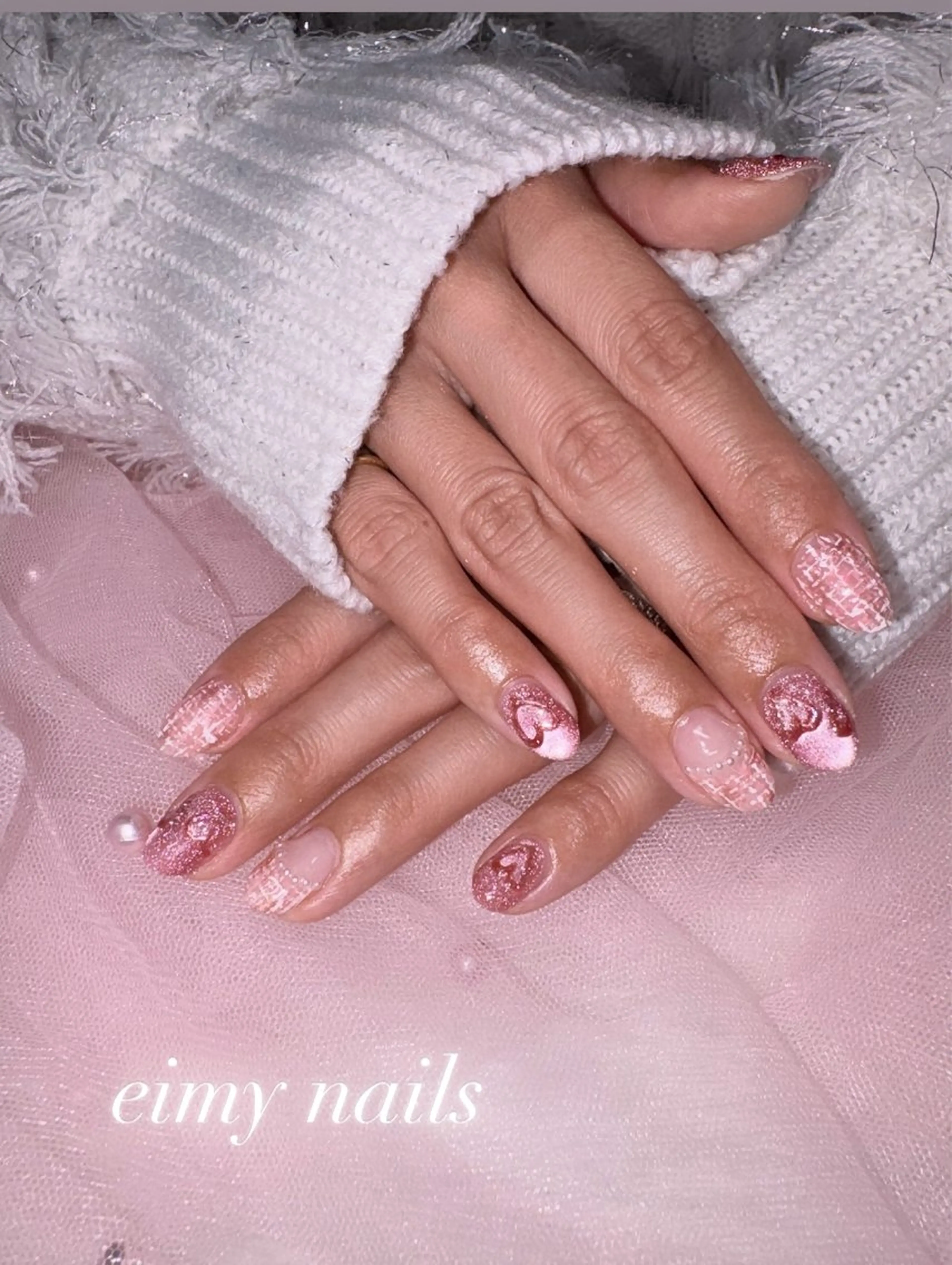 ネイル フラッシュネイル フラッシュマグ ハート マグネットネイル ピンク ハンドネイル 🤍eimy nails🤍所属・eimy nails♡のネイルデザイン