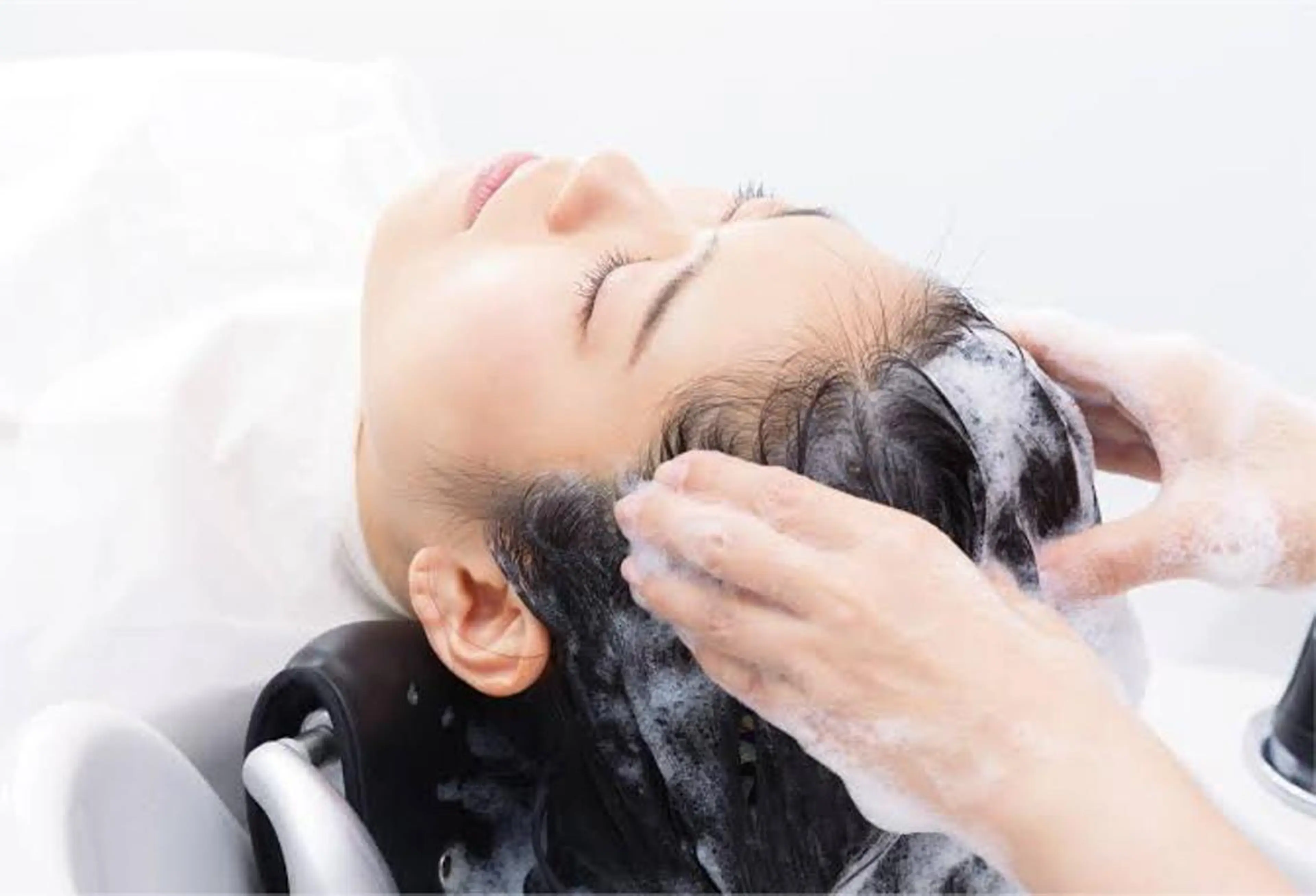 [ミニモのお客様限定]スパニストによる極上ユルルカヘッドスパ　60分　トリートメント付きの写真