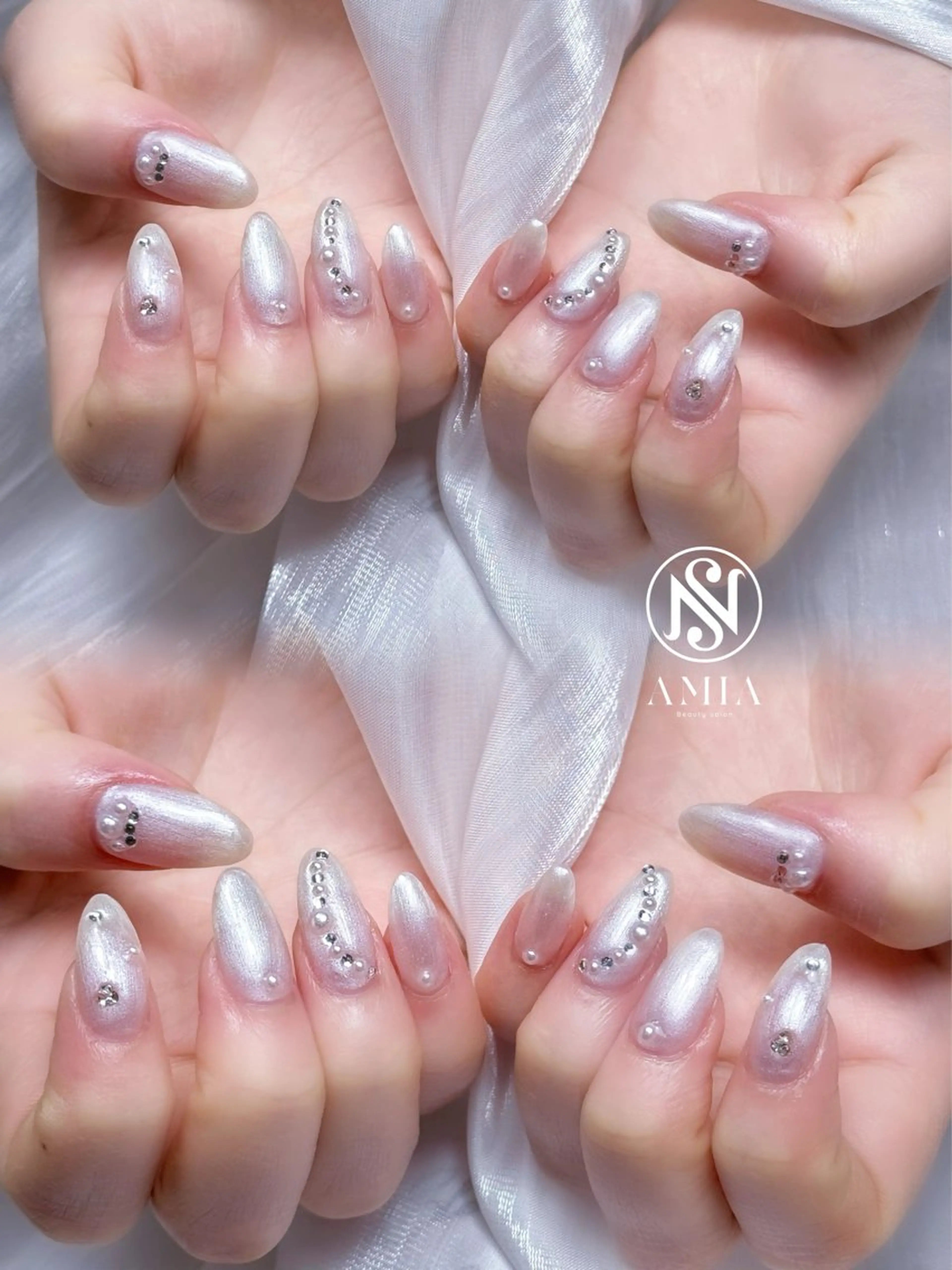 セミロング ハンドネイル AMIA BEAUTY SALON所属・🌟AMIA BEAUTY🌟のネイルデザイン