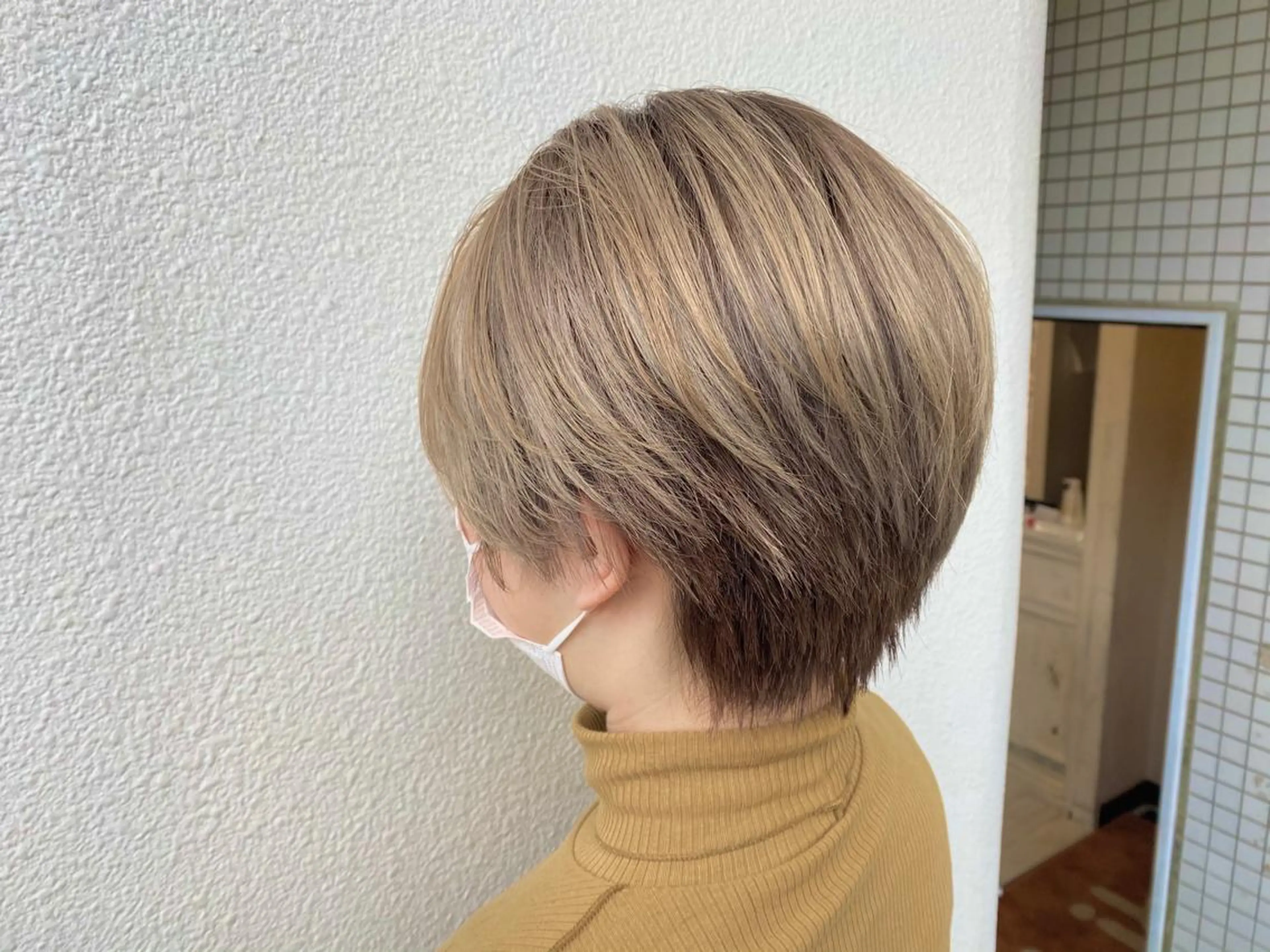 ショート カラー ベージュカラー 透明感カラー ショートヘア 髪質改善/艶カラー 🎀レイヤーカットのヘアスタイル