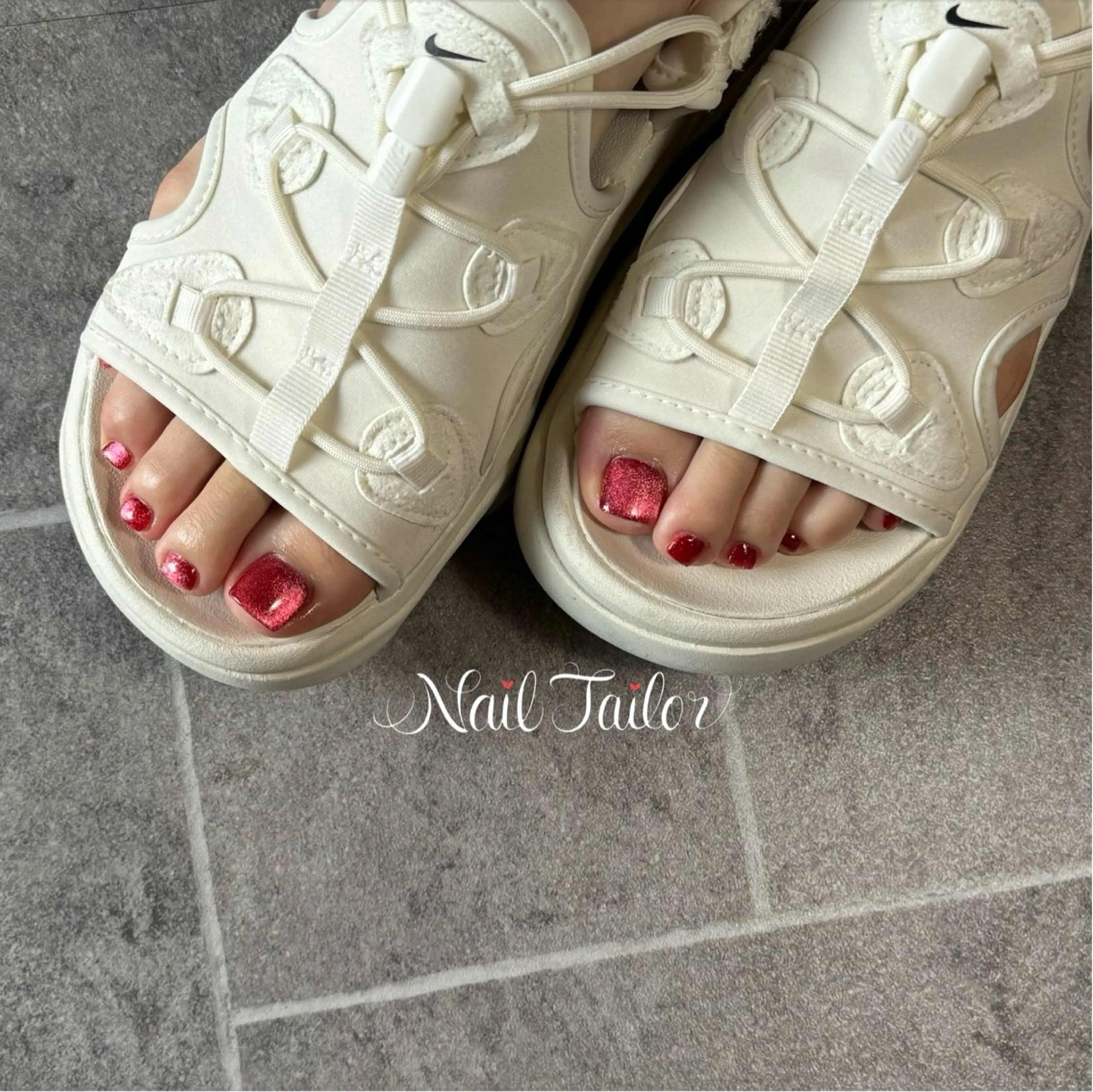 ネイル 長さ出し フットネイル キラキラネイル マグネットネイル ワンカラーネイル フットネイル NailTailor ネイルテイラーのネイルデザイン