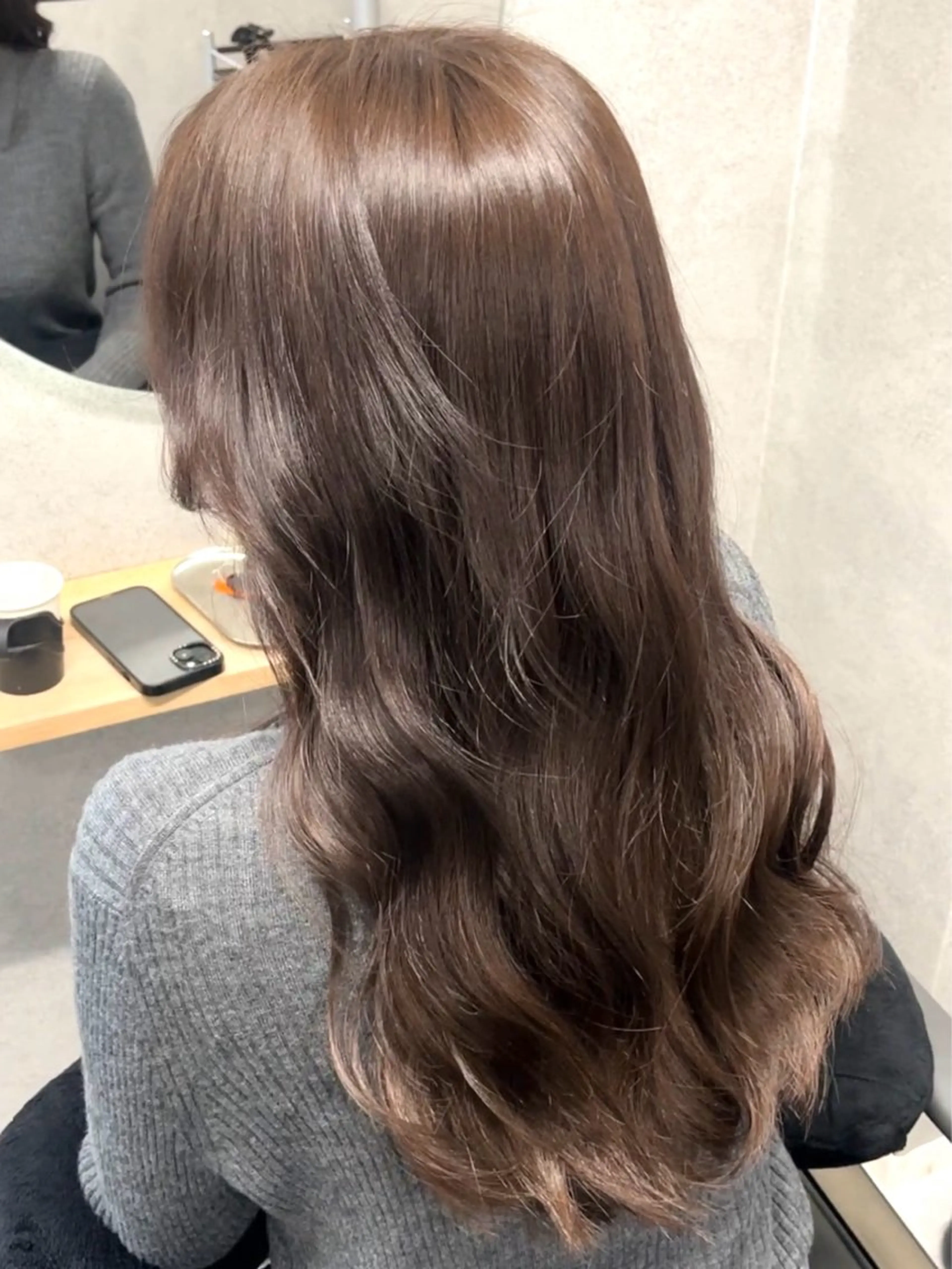 セミロング カット ヘアカラー トリートメント 透明感カラー/レイヤ ー/顔まわり/辻部のヘアスタイル