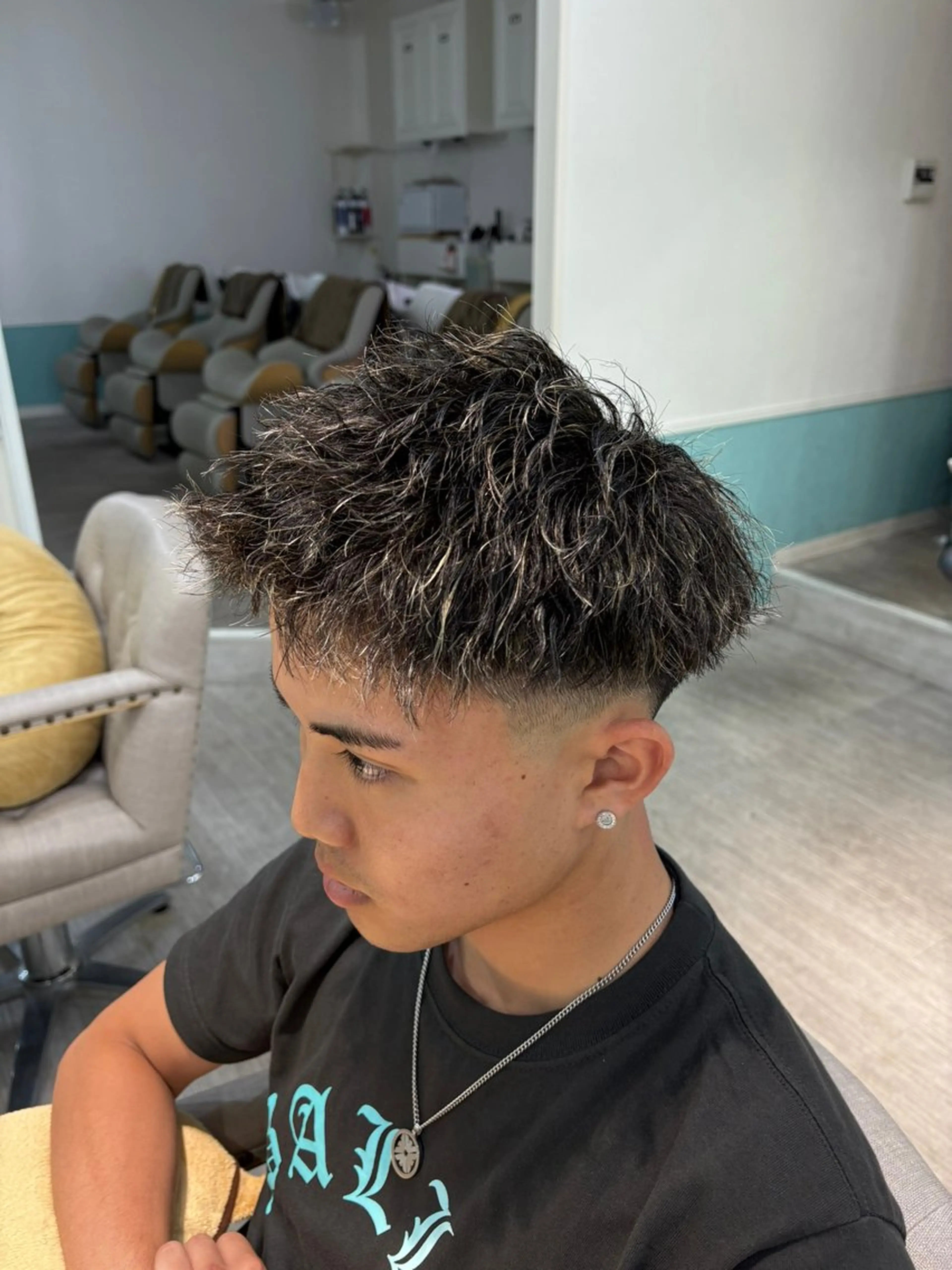 メンズ メンズ韓国風 マッシュ メンズパーマ 【メンズ専門】 髙橋琉偉のヘアスタイル