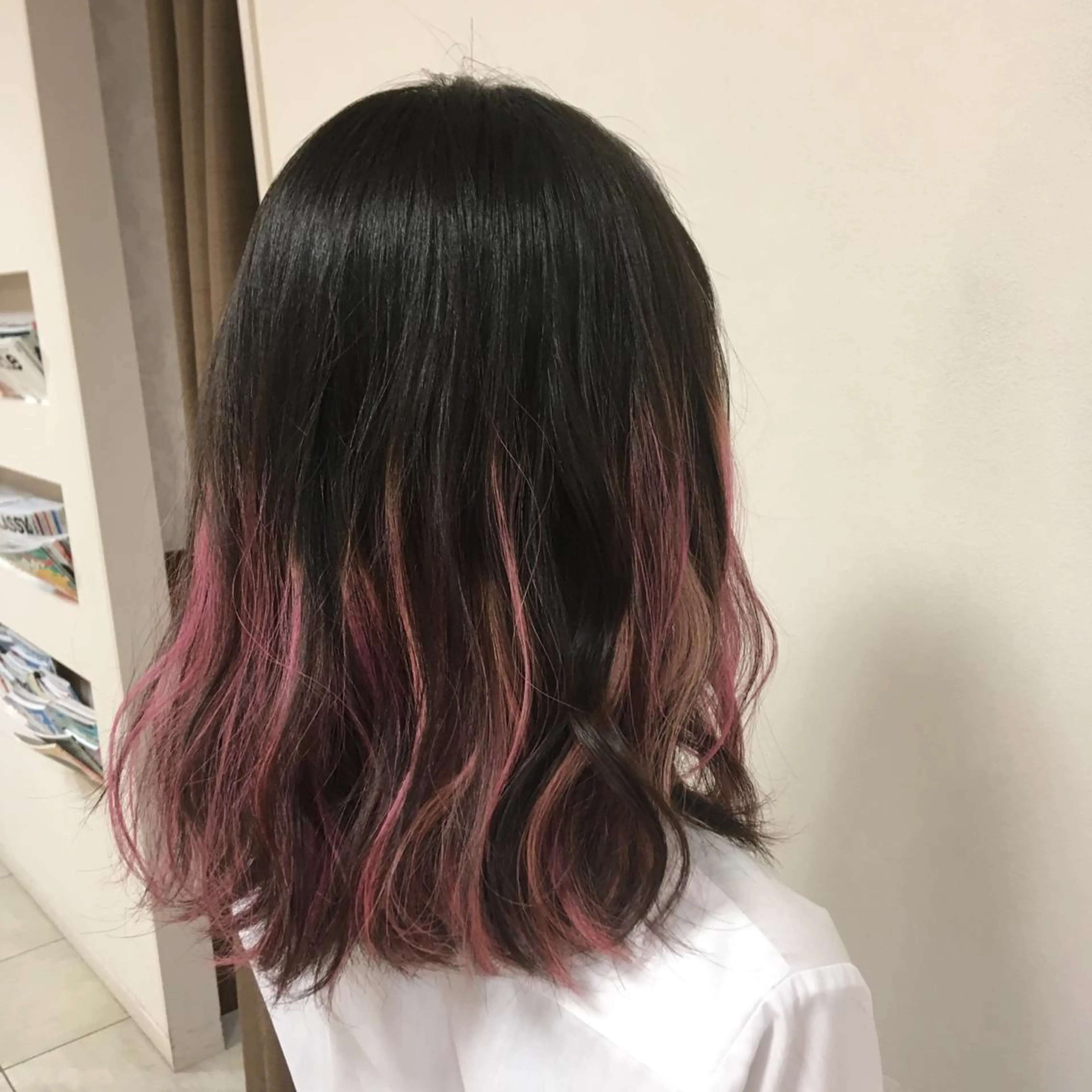 ミディアム カラー ヘアアレンジ ヘアカラー トリートメント 【Sweep】おじま のぞみのヘアスタイル