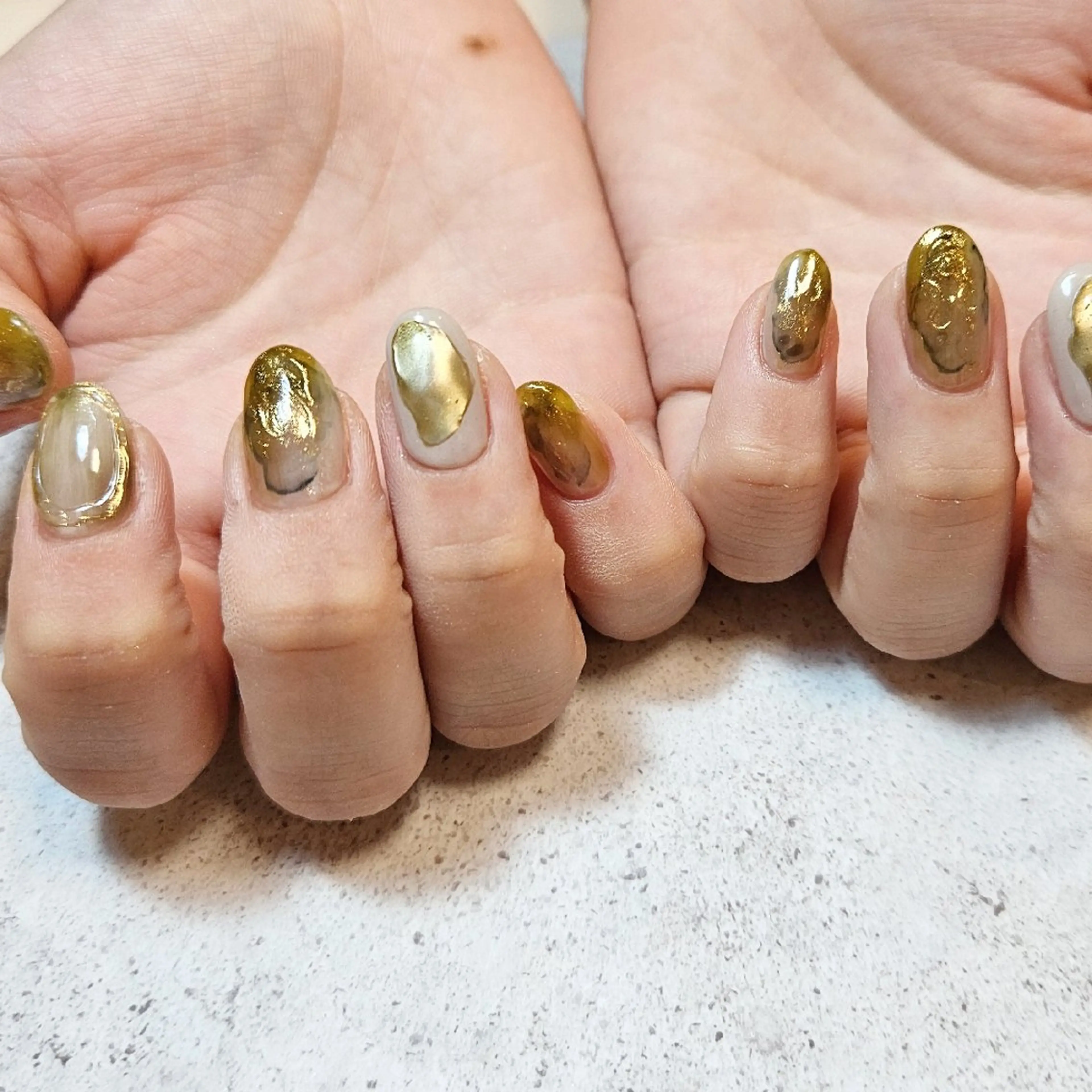 ネイル ジェルネイル グリーン 持ち込み ニュアンスネイル パラジェル ハンドネイル Nailsalon manoのネイルデザイン