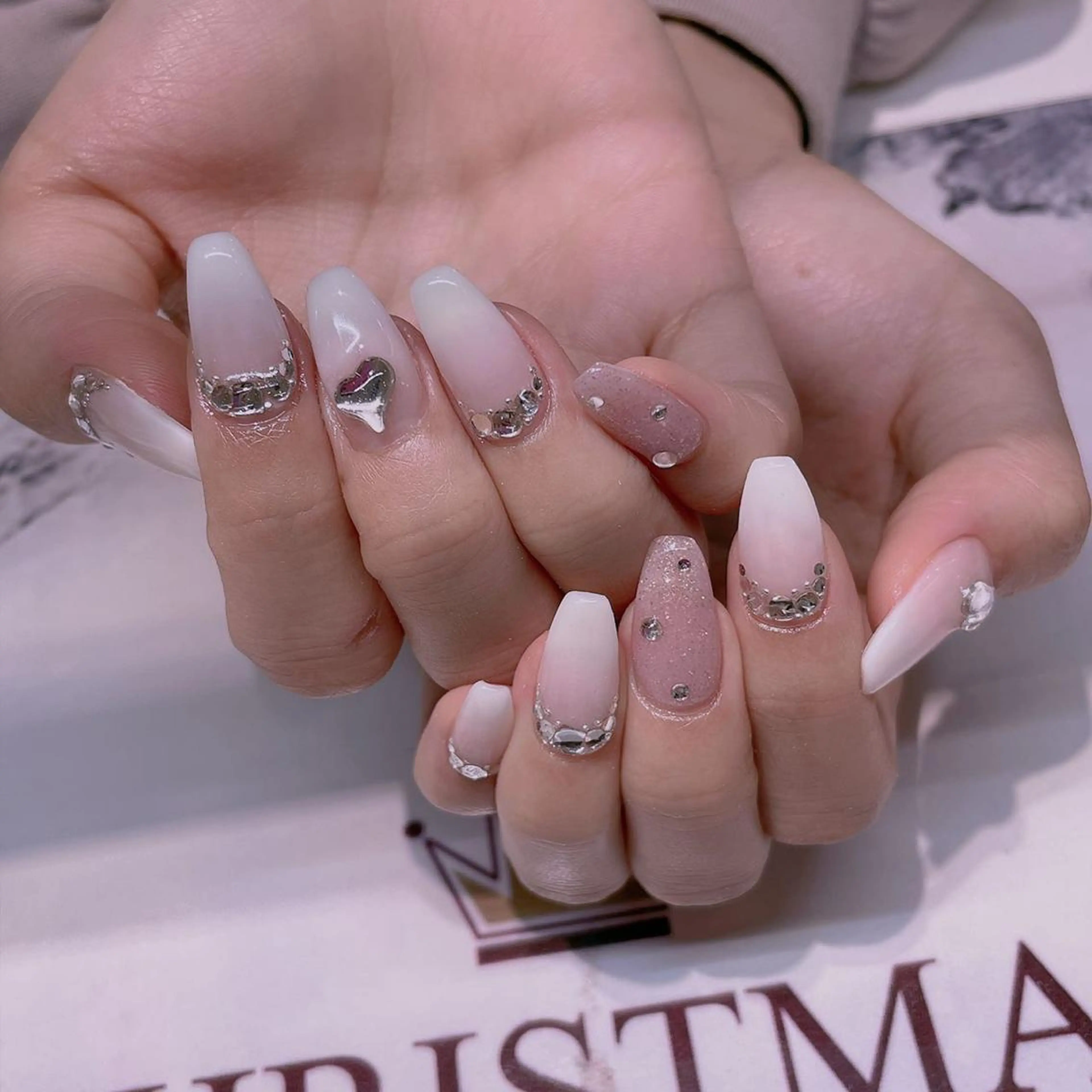 ネイル 美爪パラジェル導入店 Sunnilyのネイルデザイン