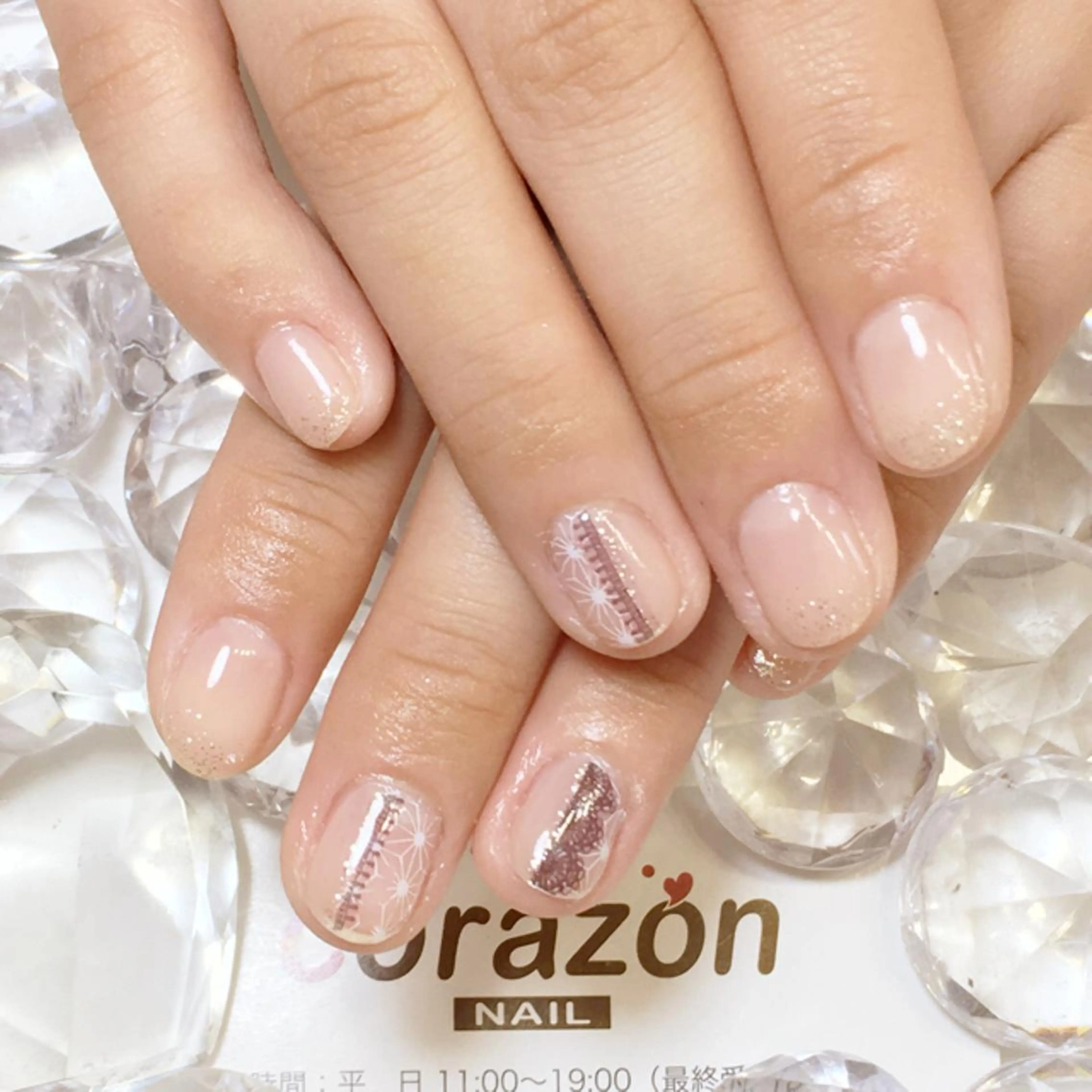 ネイル ブラウン ゴールド レース ラメ(グリッター) corazon所属・ネイリスト aicoのネイルデザイン