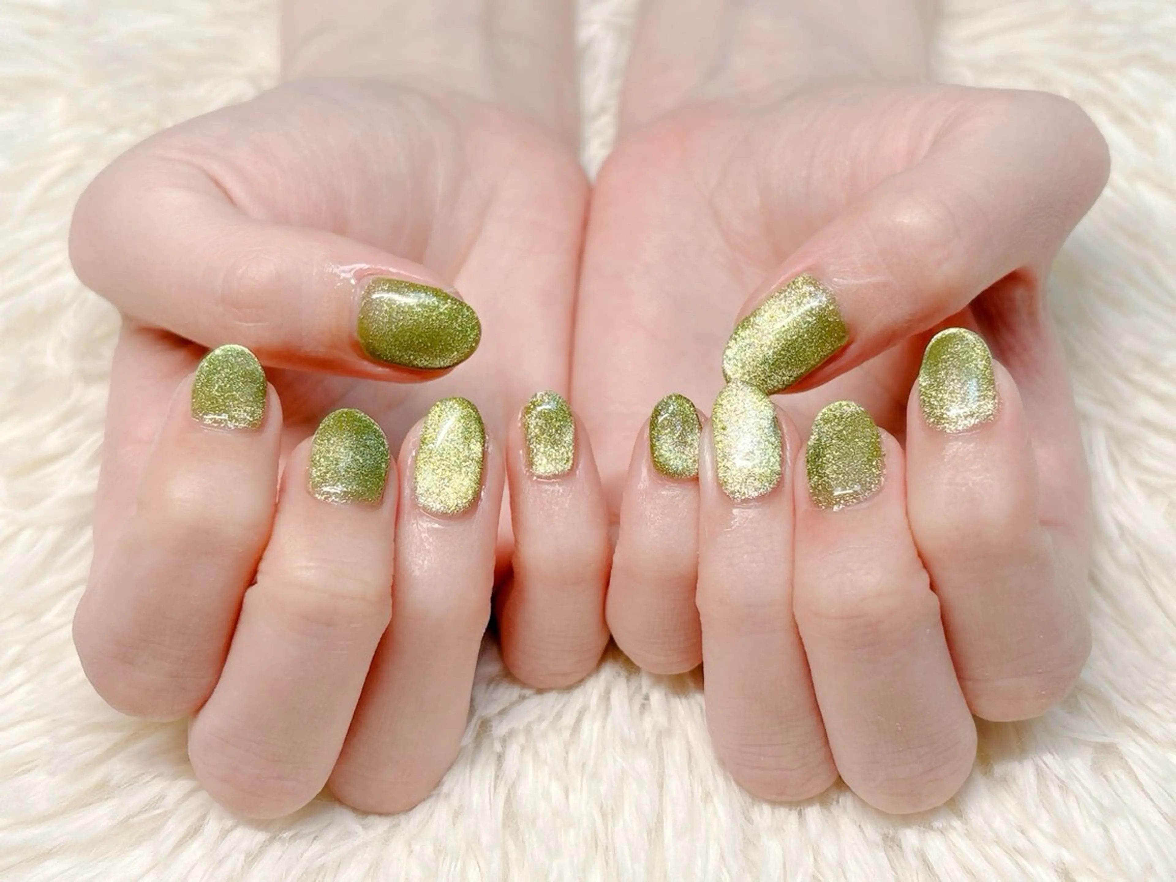 ネイル ハンドネイル パッチリオメメ Lianaのネイルデザイン