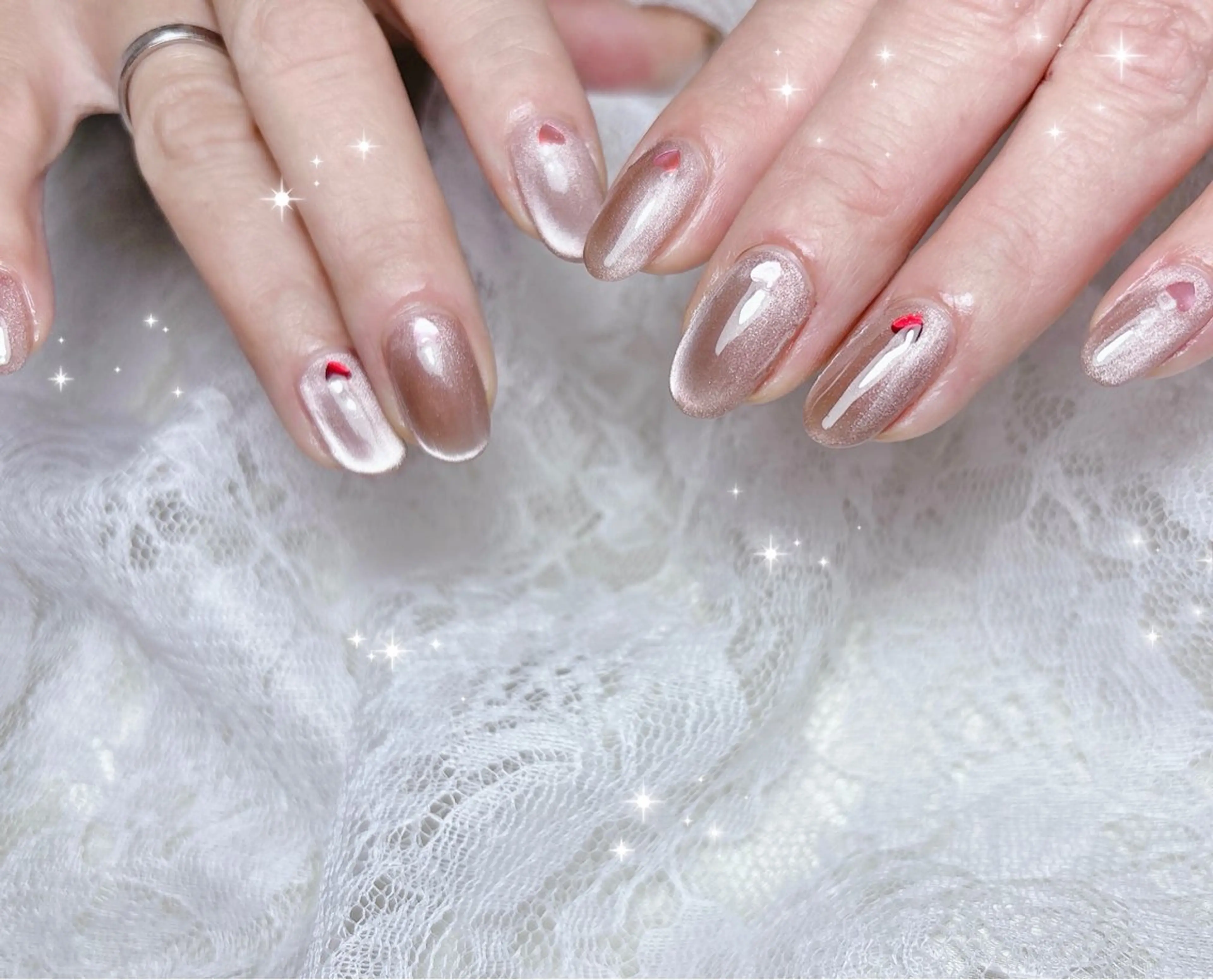 ネイル ホログラムネイル マグネットネイル マグネットワンカラー ワンカラーネイル バレンタイン ハンドネイル FLARE NAIL フレアネイルのネイルデザイン