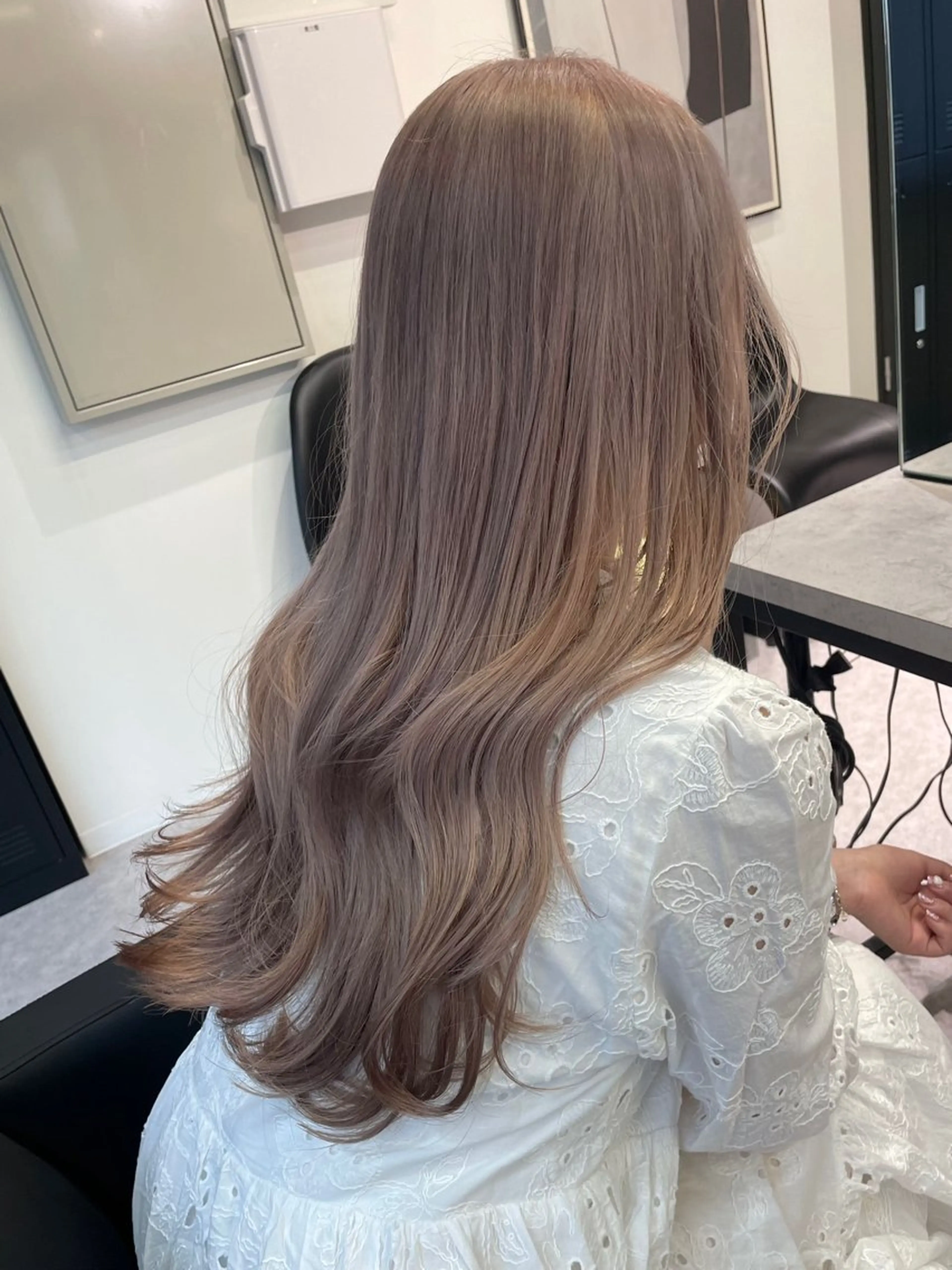 ロング カラー ベージュカラー ブロンド ダブルカラー ハイトーンカラー ピンクカラー PELEshibuya所属・カットモデル様無料 💎saaya💎のヘアスタイル