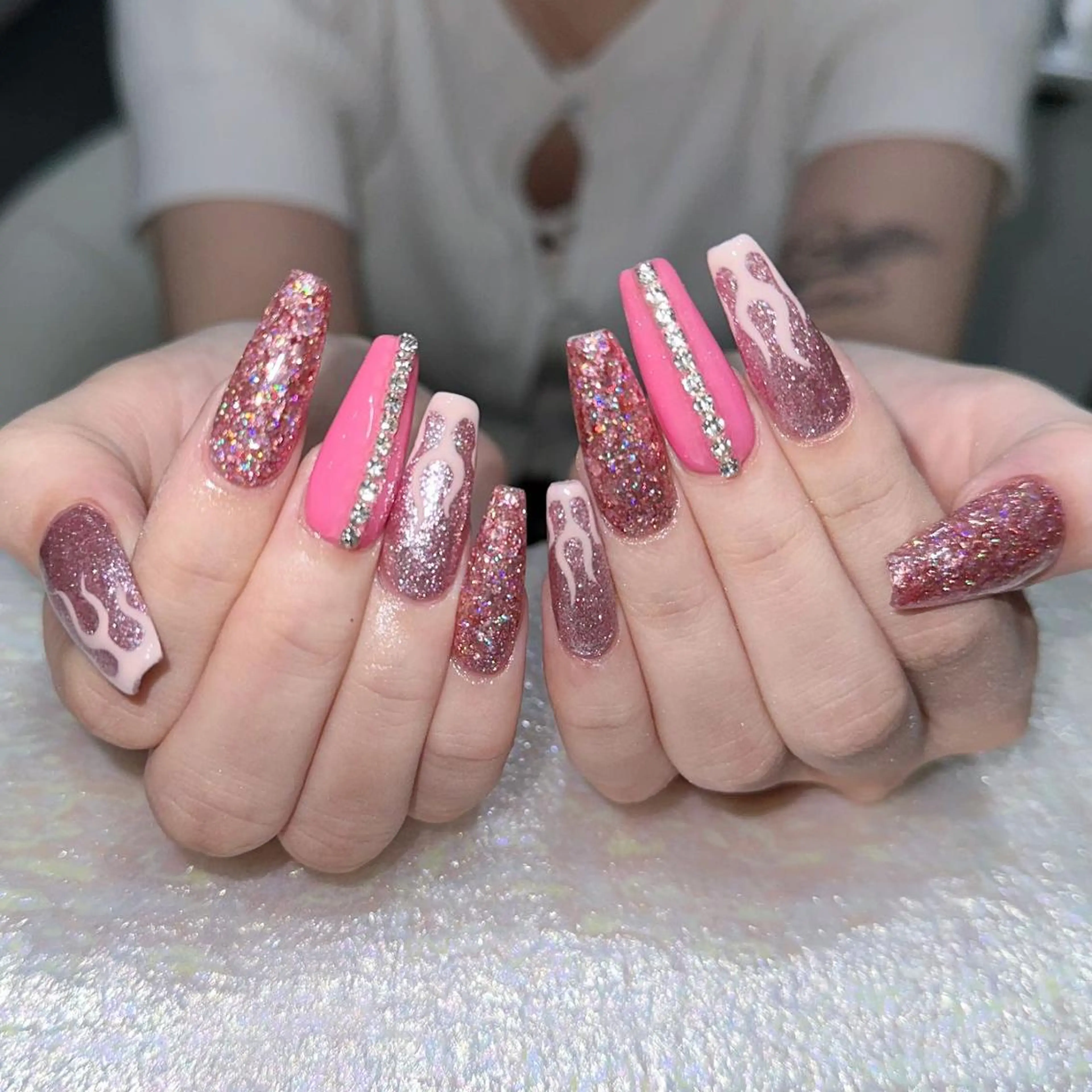 ネイル 長さ出し ネイルチップ Queens momoのネイルデザイン