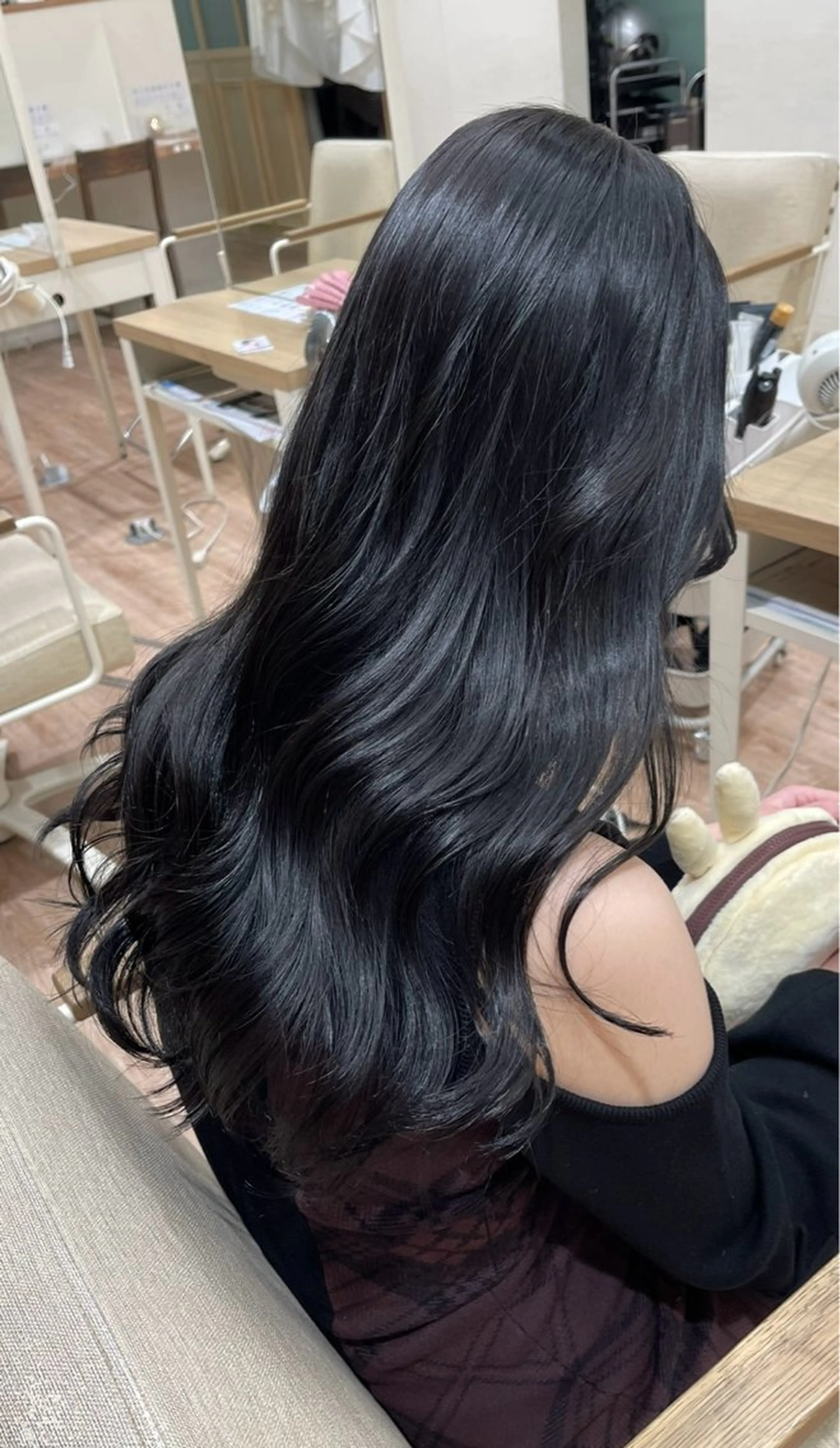 ロング 遠藤 麻衣のヘアスタイル