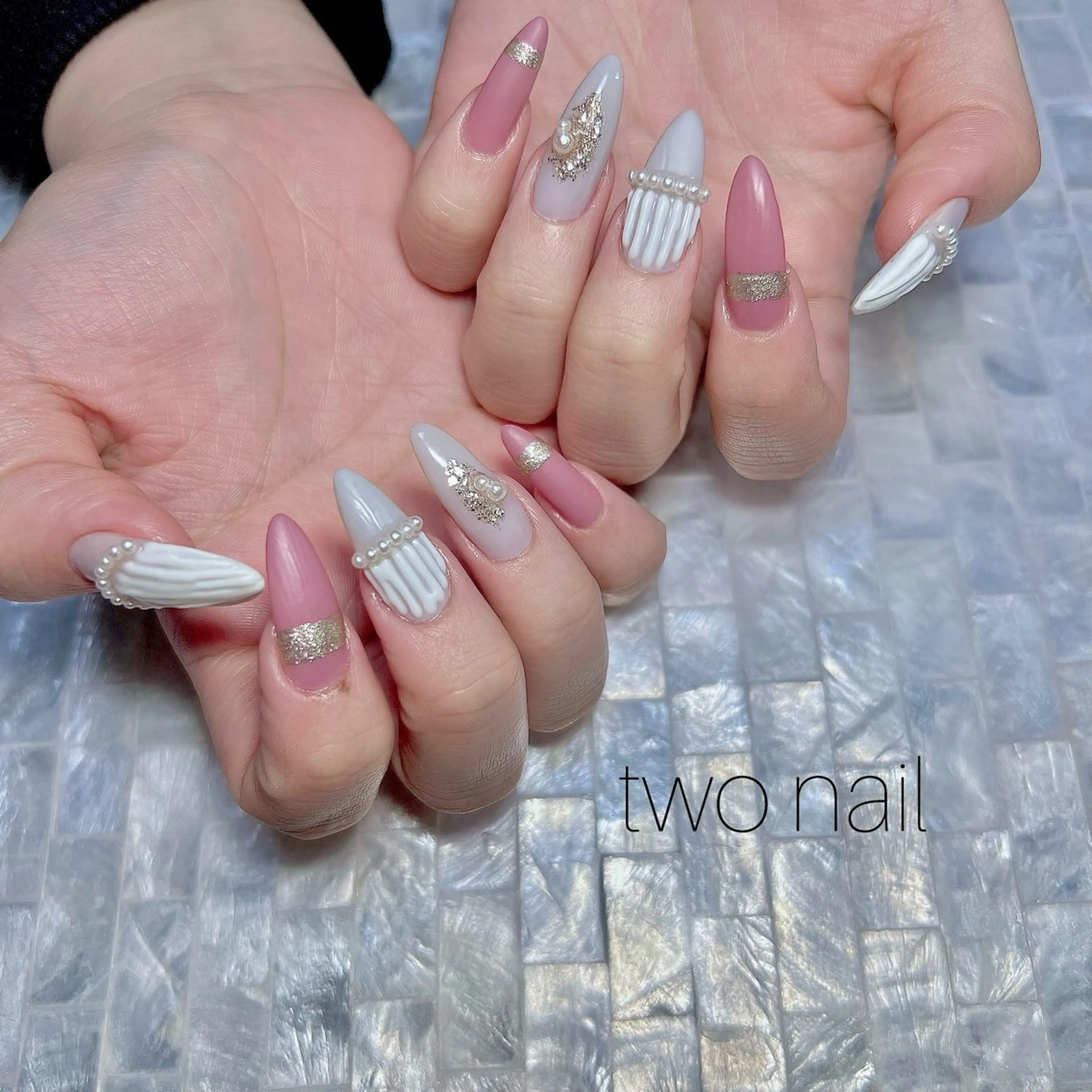 ネイル アートネイル ネイルチップ ホワイト ハンドネイル two nailのネイルデザイン