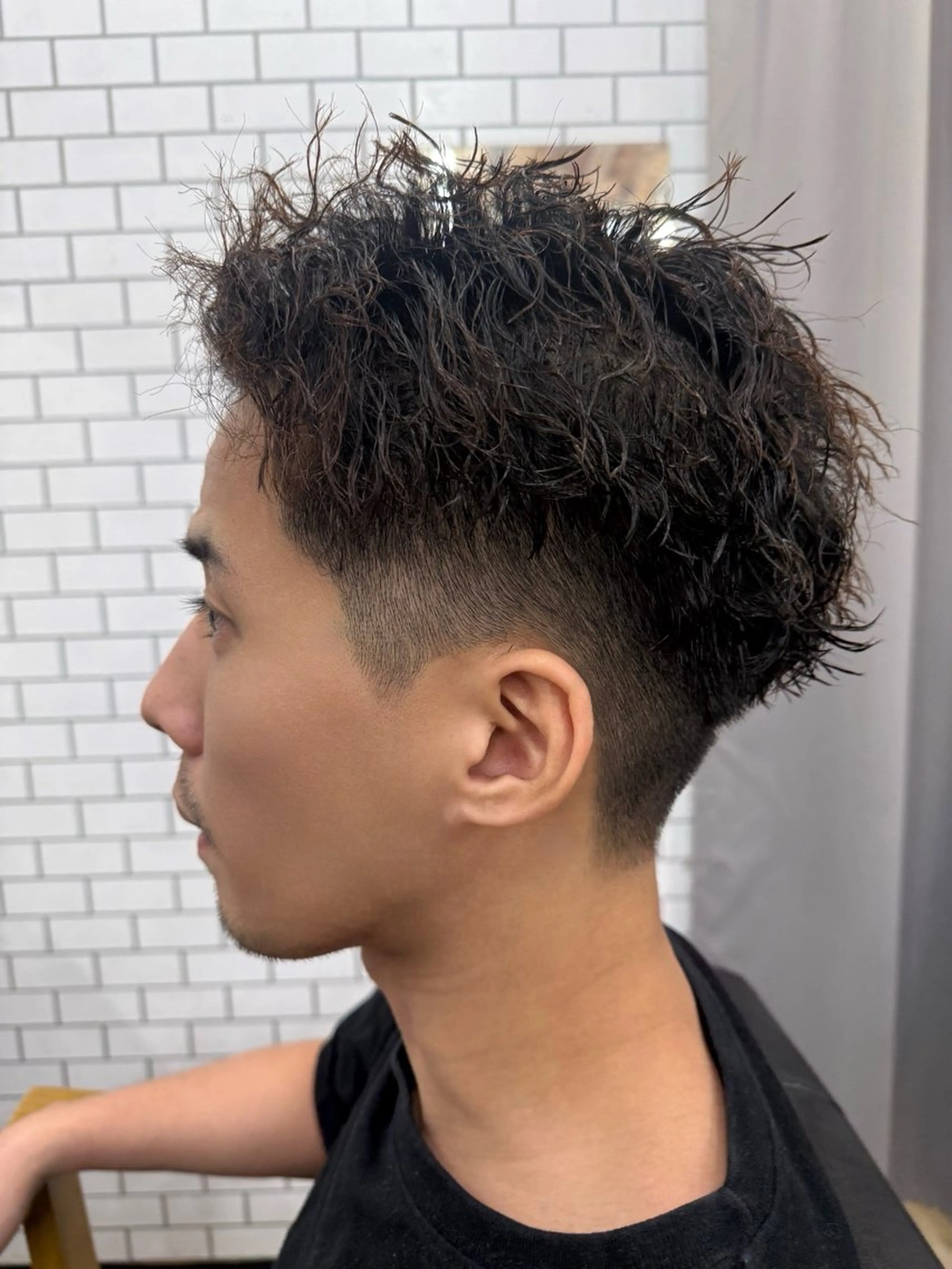 ショート パーマ メンズ メンズパーマ メンズツイストパーマ ツイストパーマ 森田稔將 メンズ特化美容師のヘアスタイル