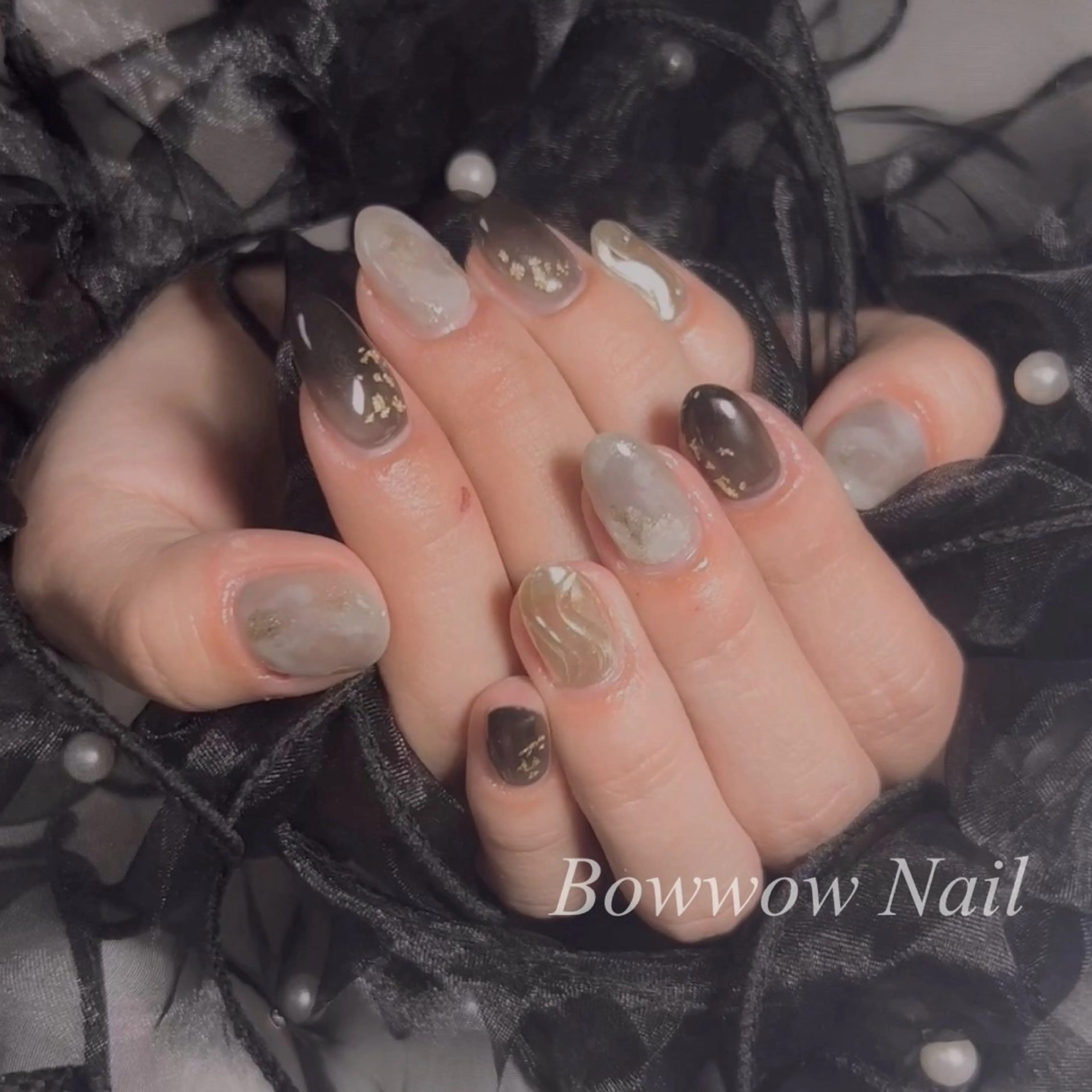 ネイル 成人式 ミラーネイル ニュアンスネイル Bow wow Nail さや🧸のネイルデザイン