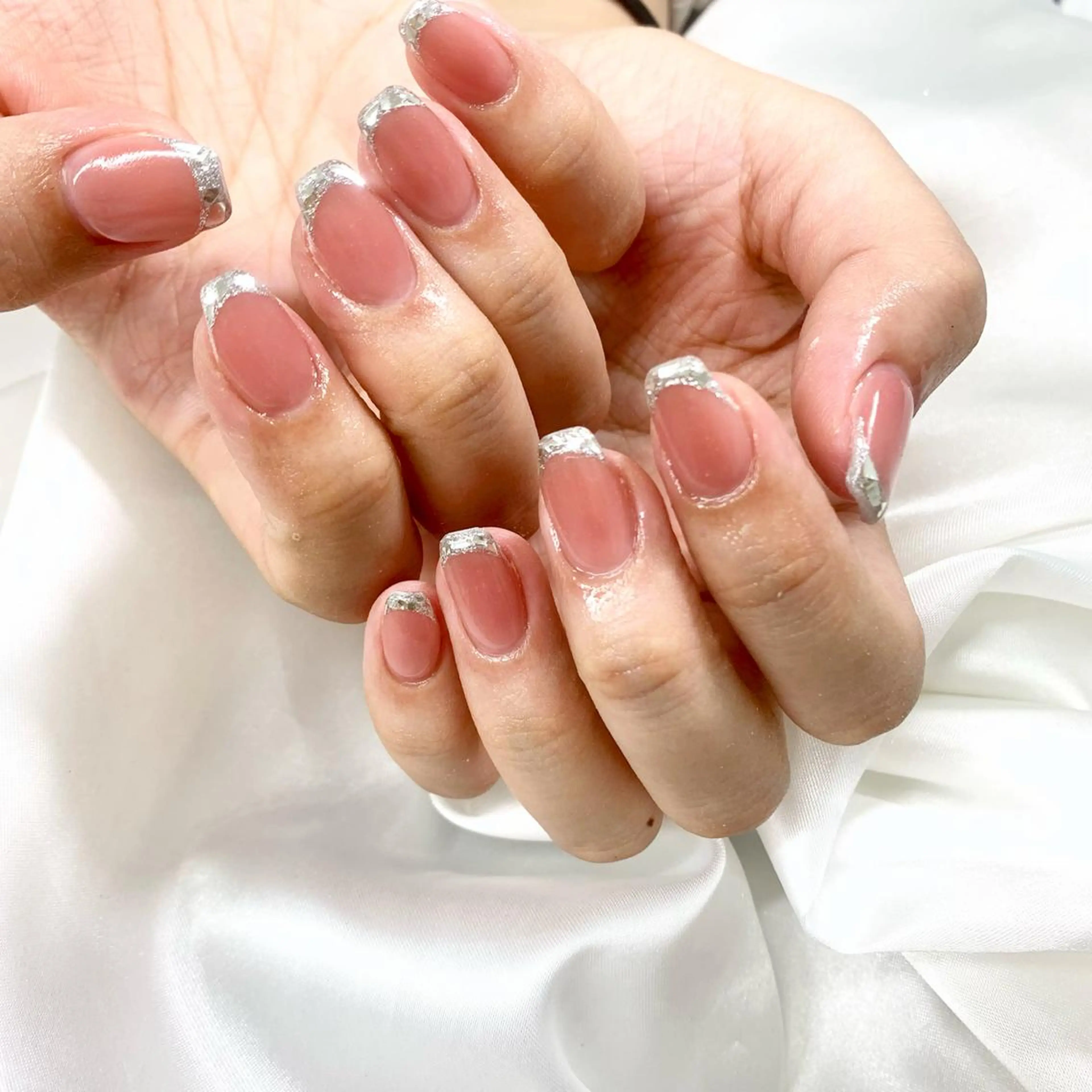 ネイル フレンチネイル ガラスフレンチ pu muのネイルデザイン