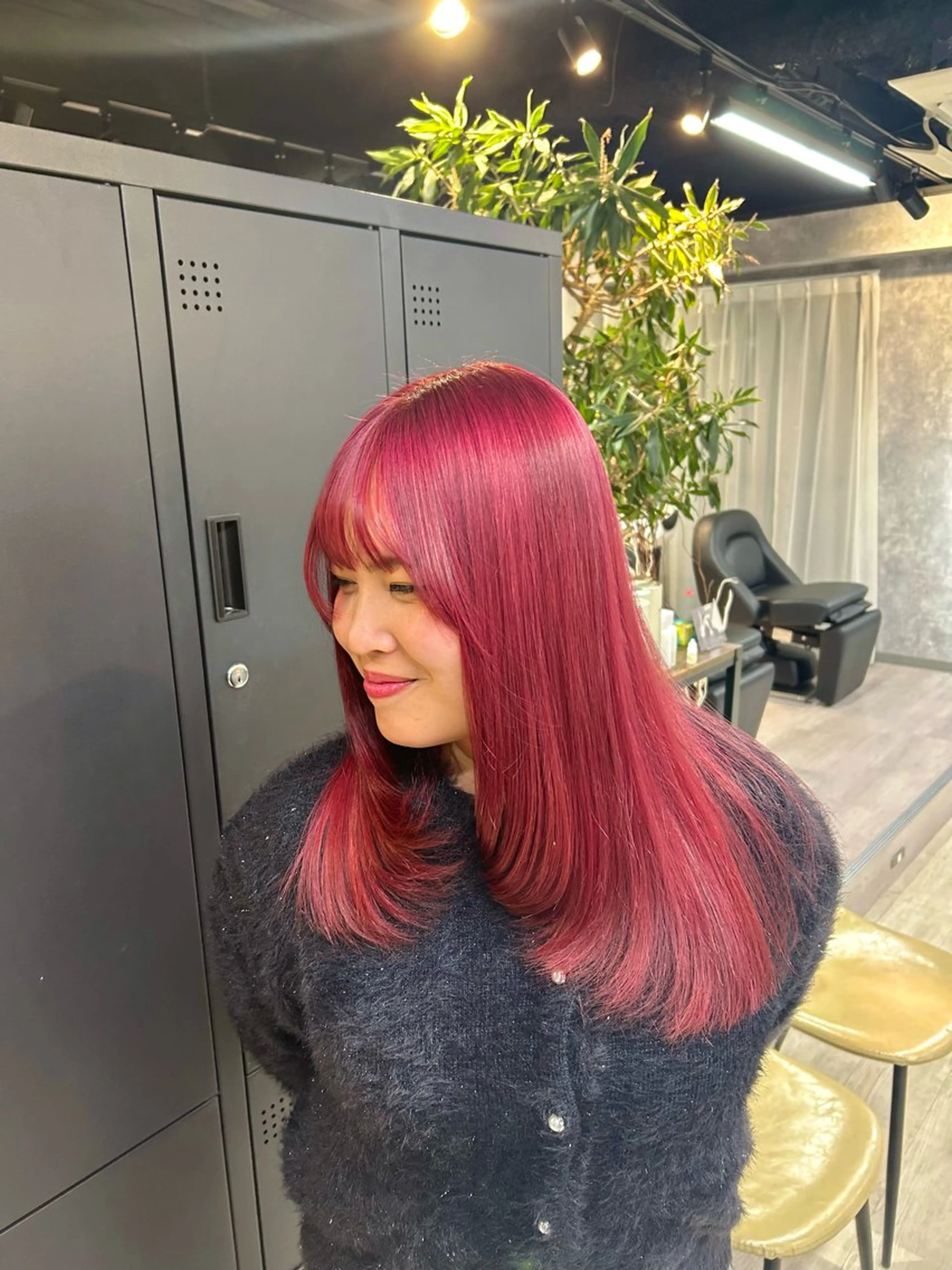 セミロング ✨ブリーチ/ウルフ/ 心斎橋/横山大樹のヘアスタイル