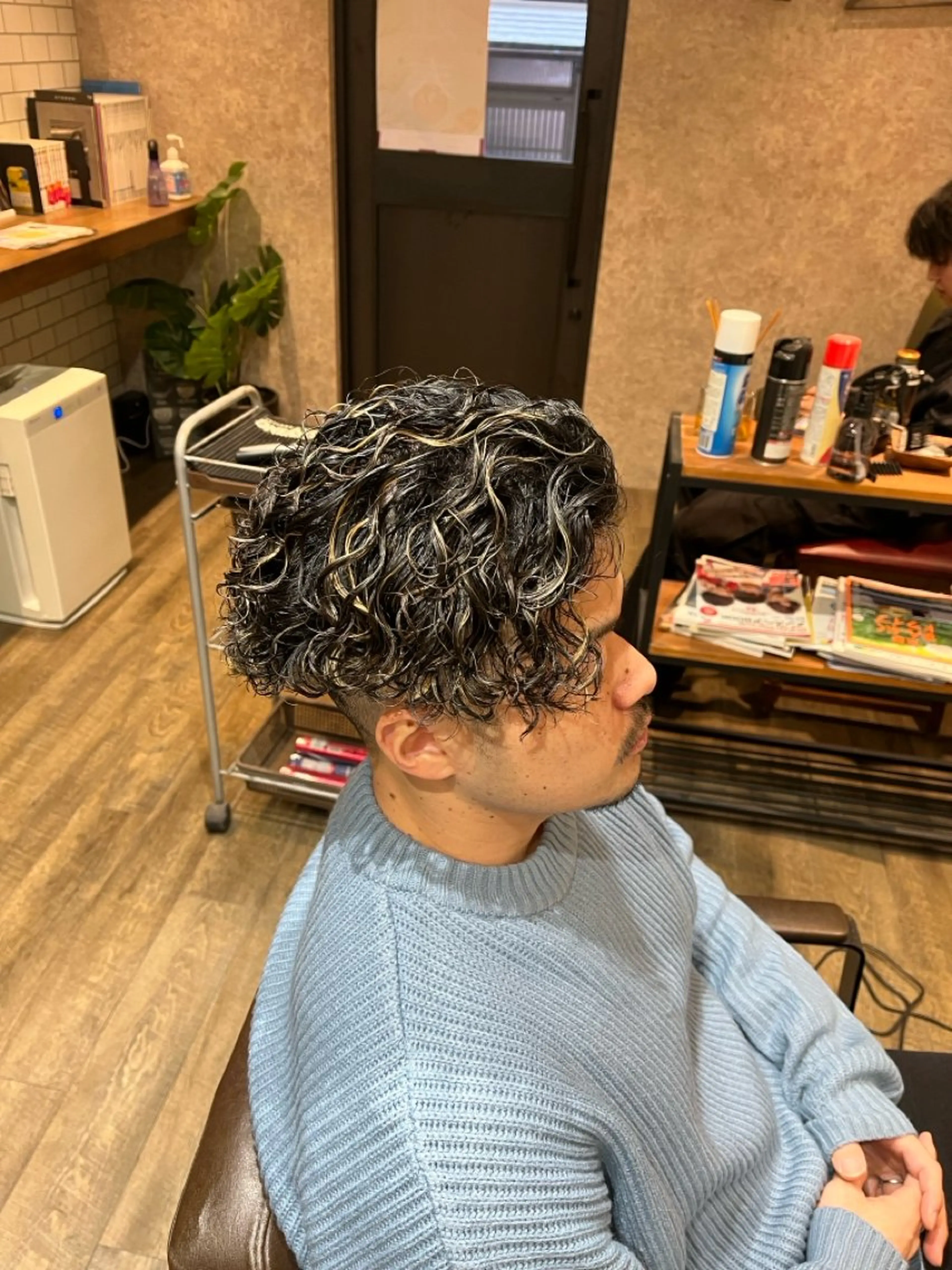 カラー パーマ メンズ 田中 識啓のヘアスタイル