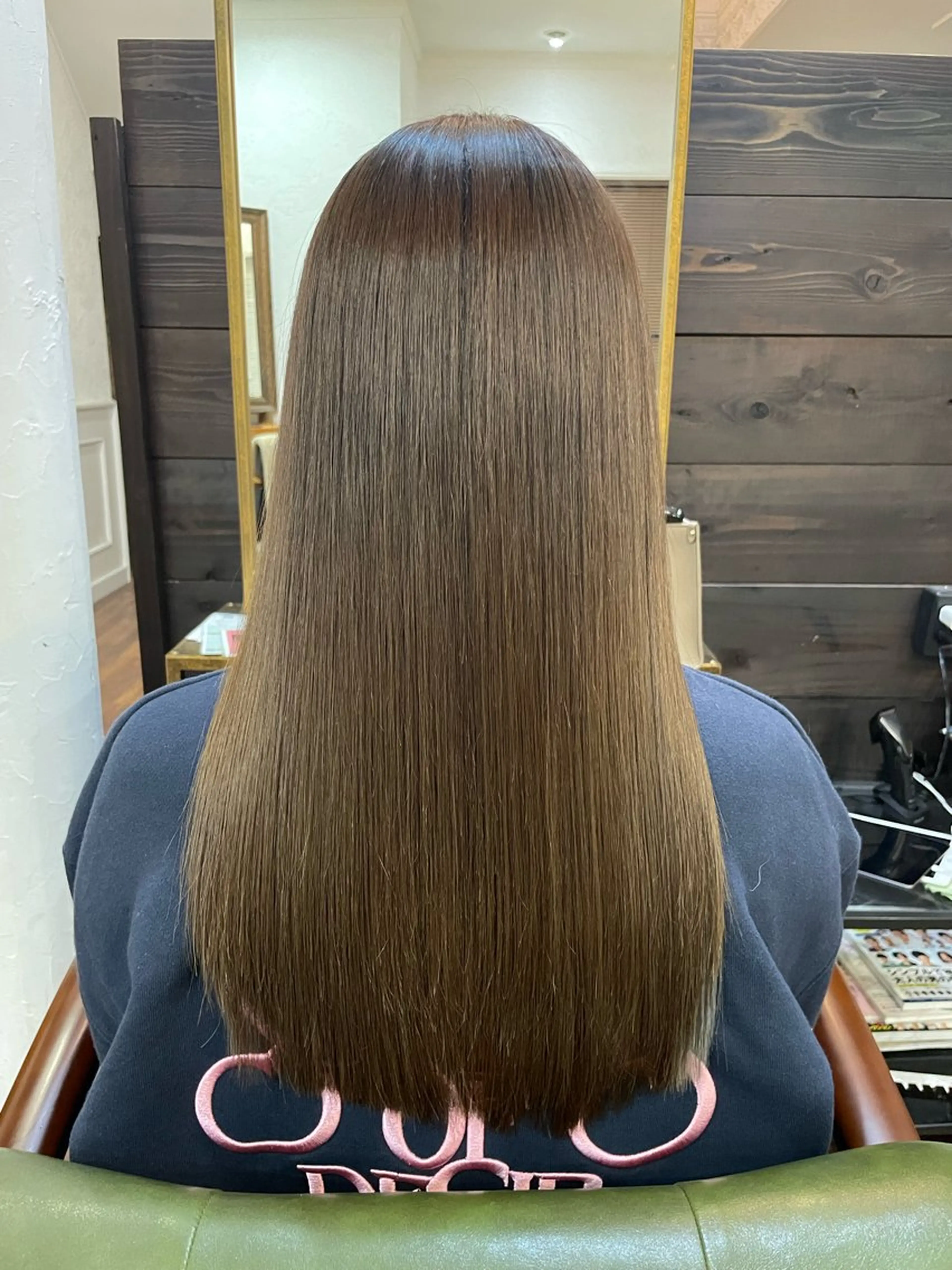 ロング カット ヘアカラー トリートメント 下林 雅明のヘアスタイル