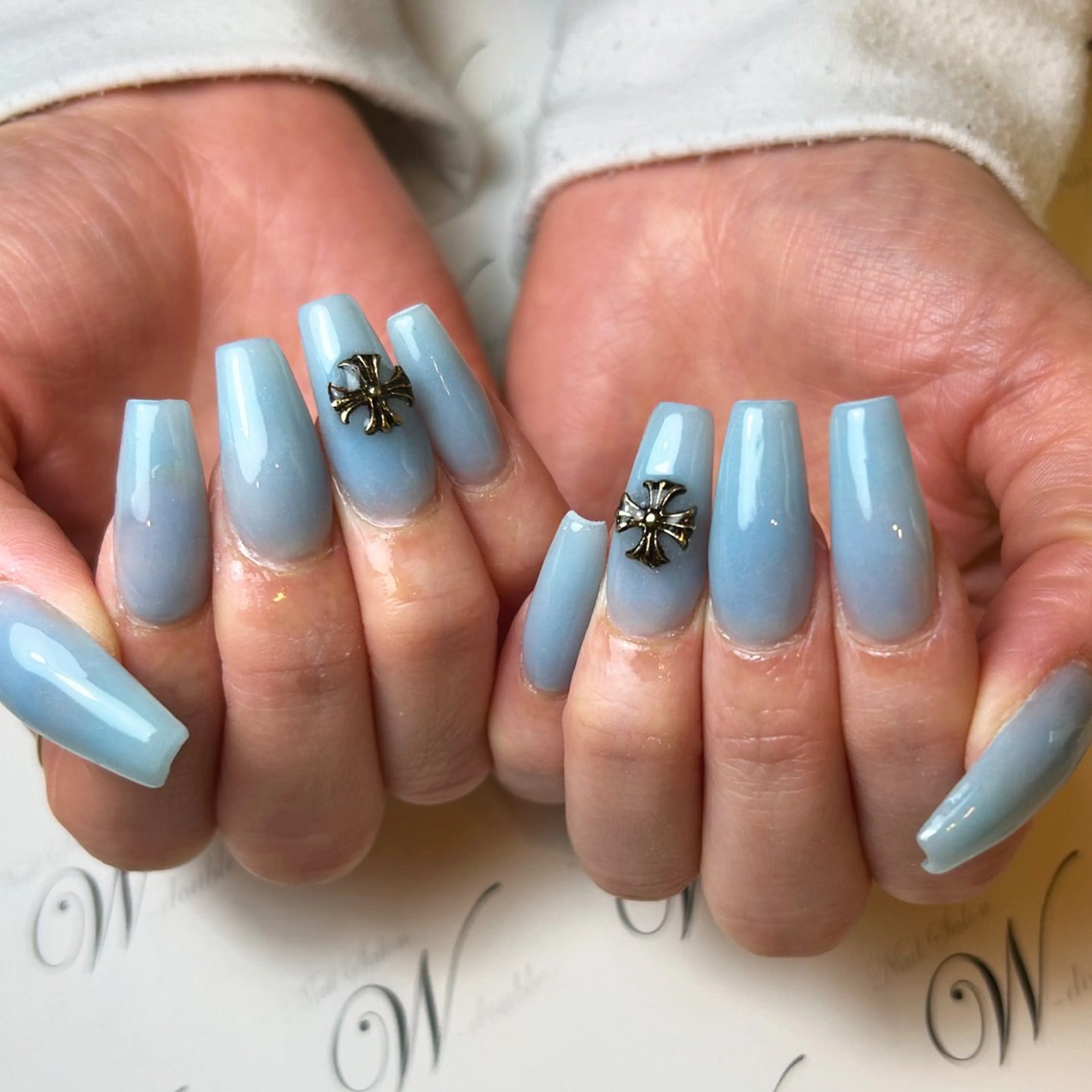 ミディアム ハンドネイル ネイルサロン ダブルのネイルデザイン