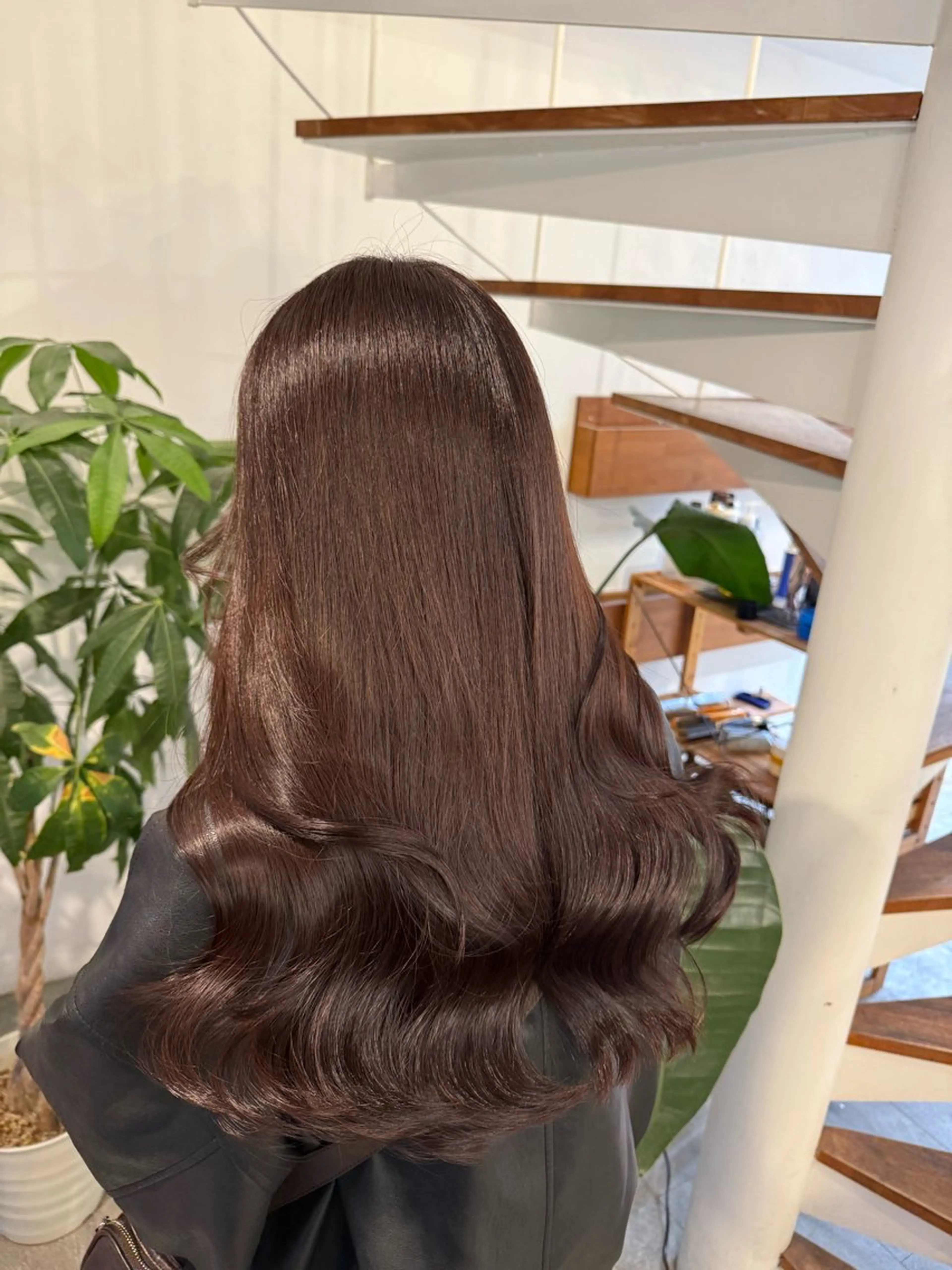 ロング 堀江/レイヤーカット 𝒀𝑼𝑻𝑶のヘアスタイル