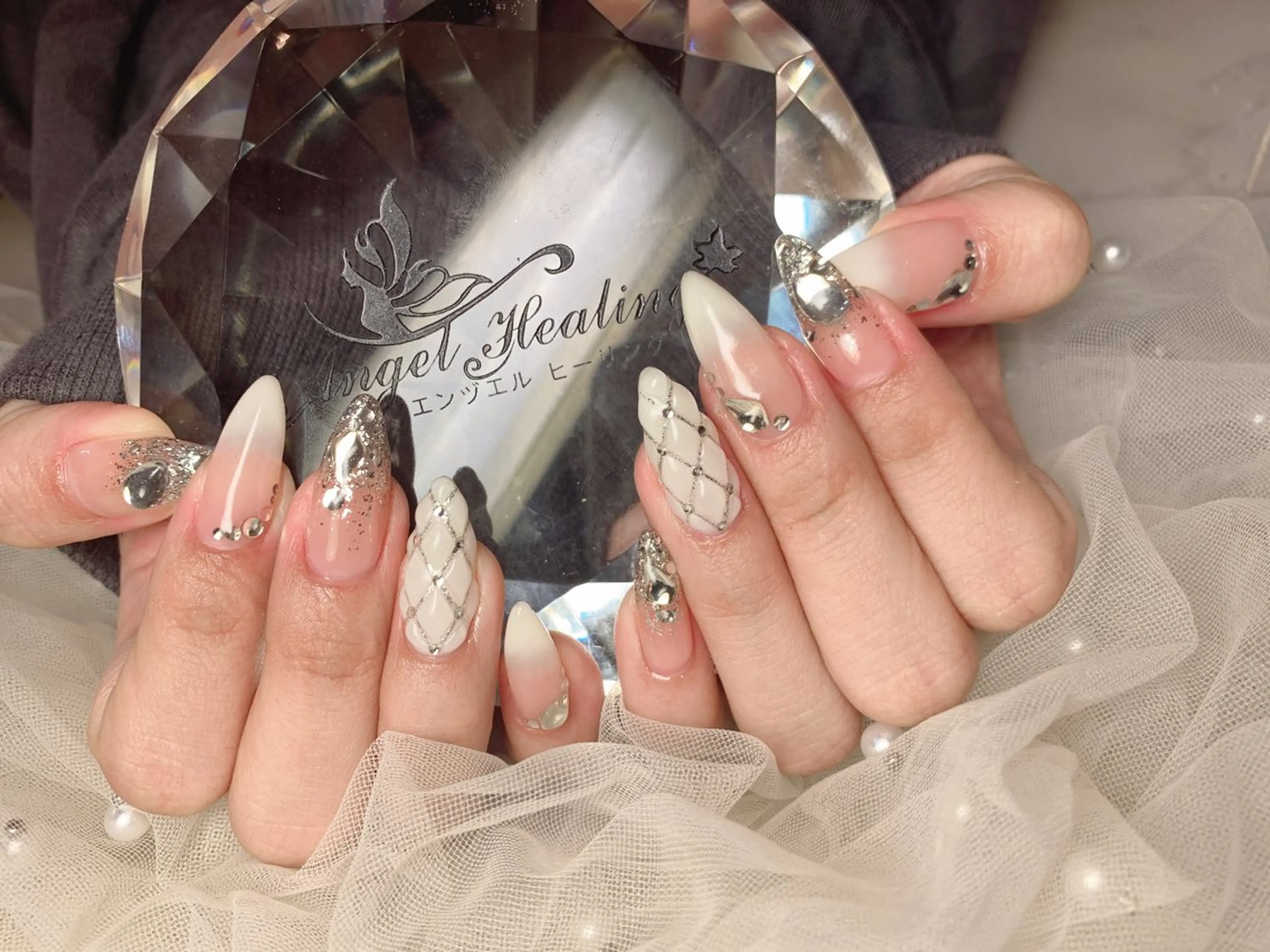 ネイル エンジェル ヒーリング 矢場町店のネイルデザイン