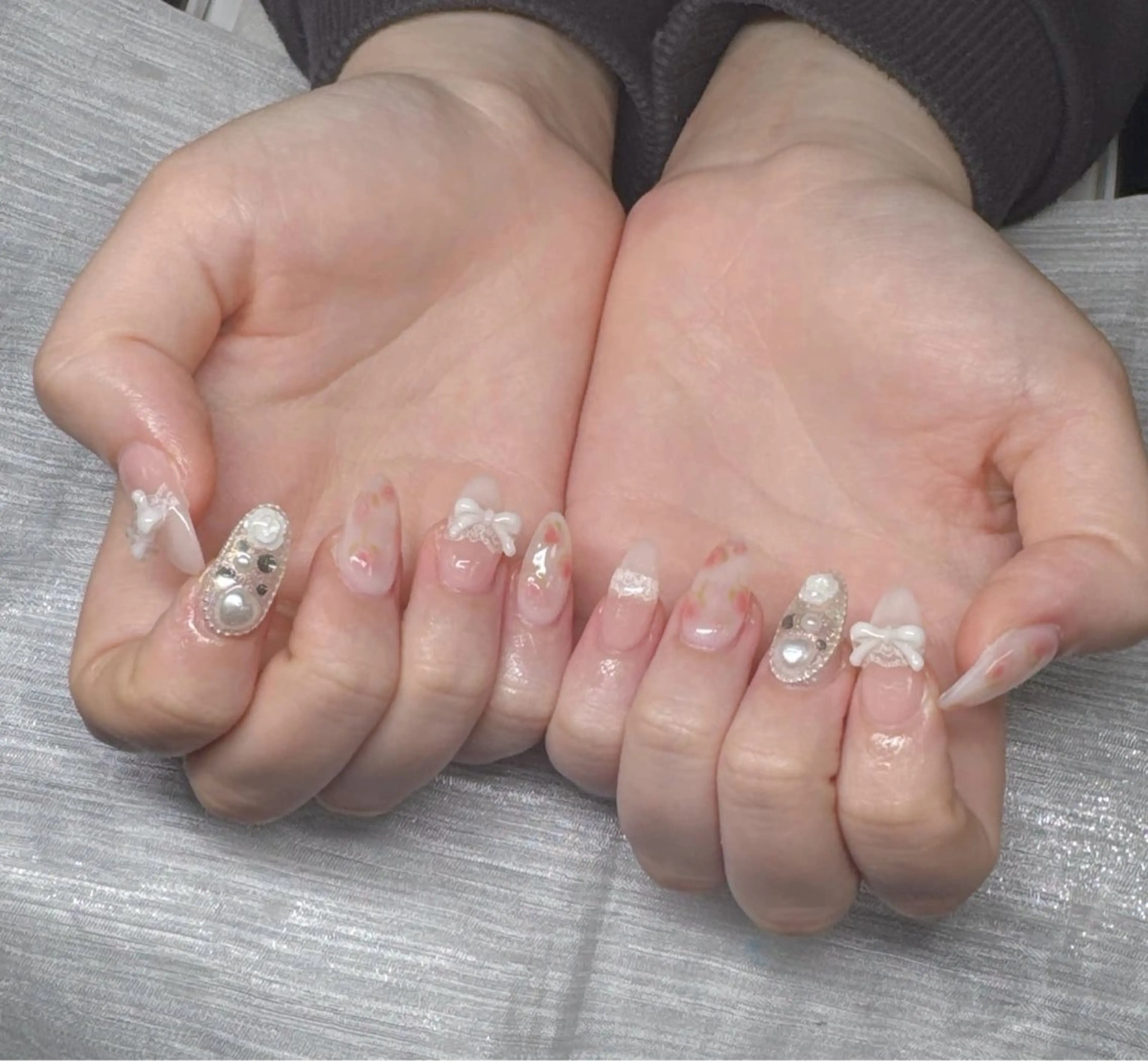 ネイル 長さ出し グラデーション 卒業式 キラキラネイル マグネットネイル ハンドネイル Lee Nailsのネイルデザイン