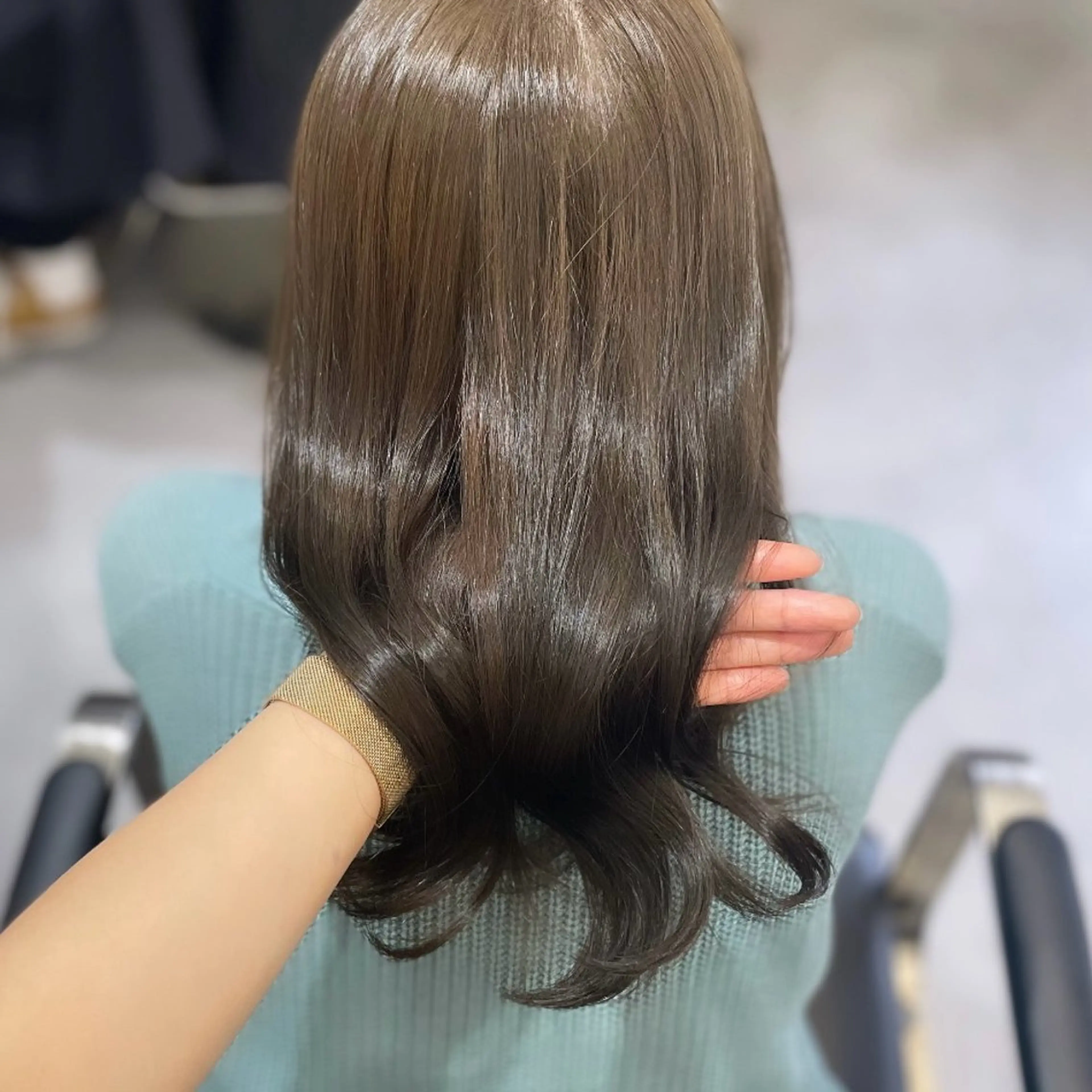 ミディアム カラー グレージュ オリーブグレージュ オリーブグレー 髪質改善 カット ヘアカラー Rui/透明感カラー 暖色/レイヤーカットのヘアスタイル