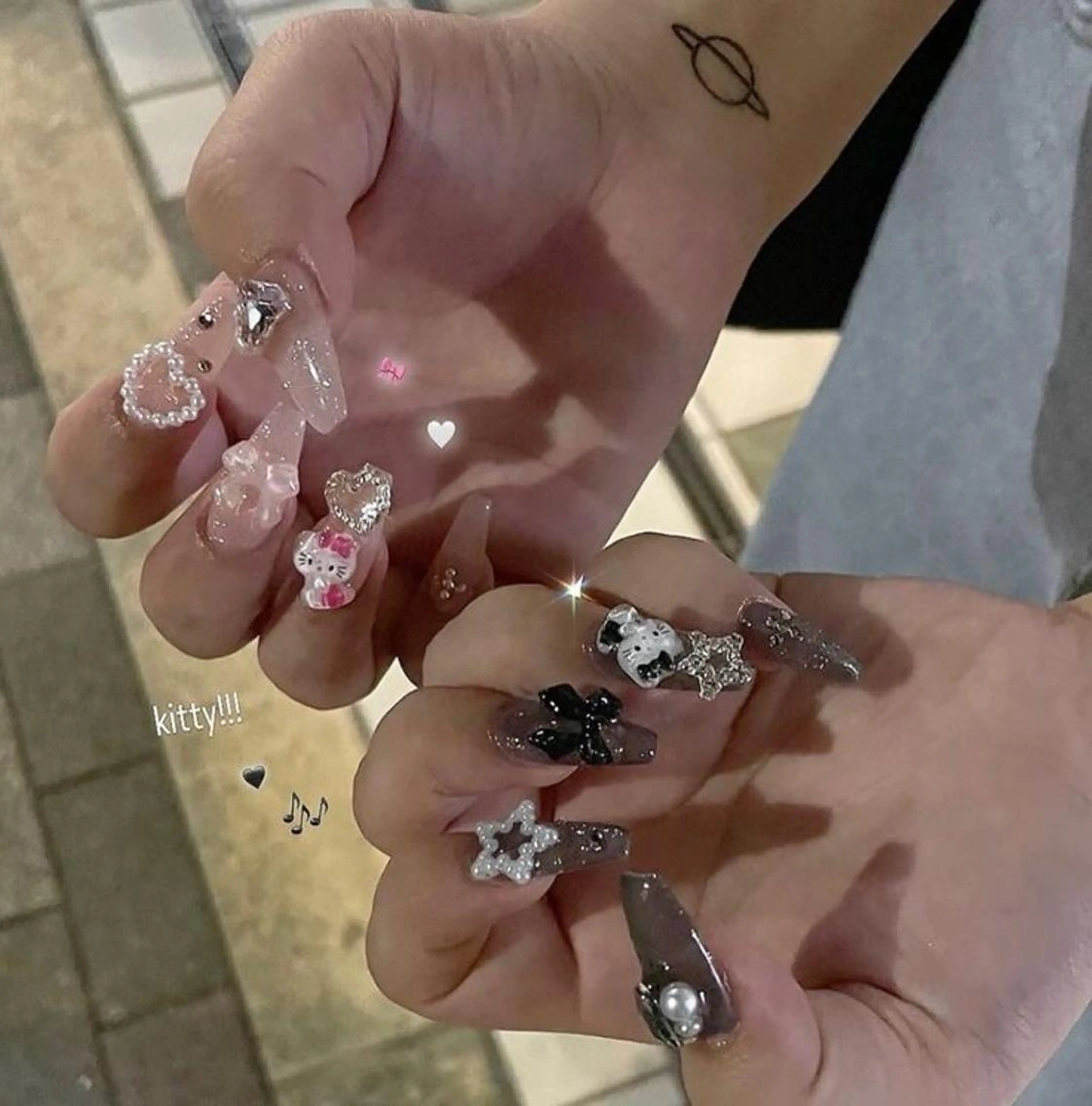 ネイル 長さ出し フレンチネイル グラデーション 卒業式 マグネットネイル ハンドネイル MIHANA SAKURAのネイルデザイン