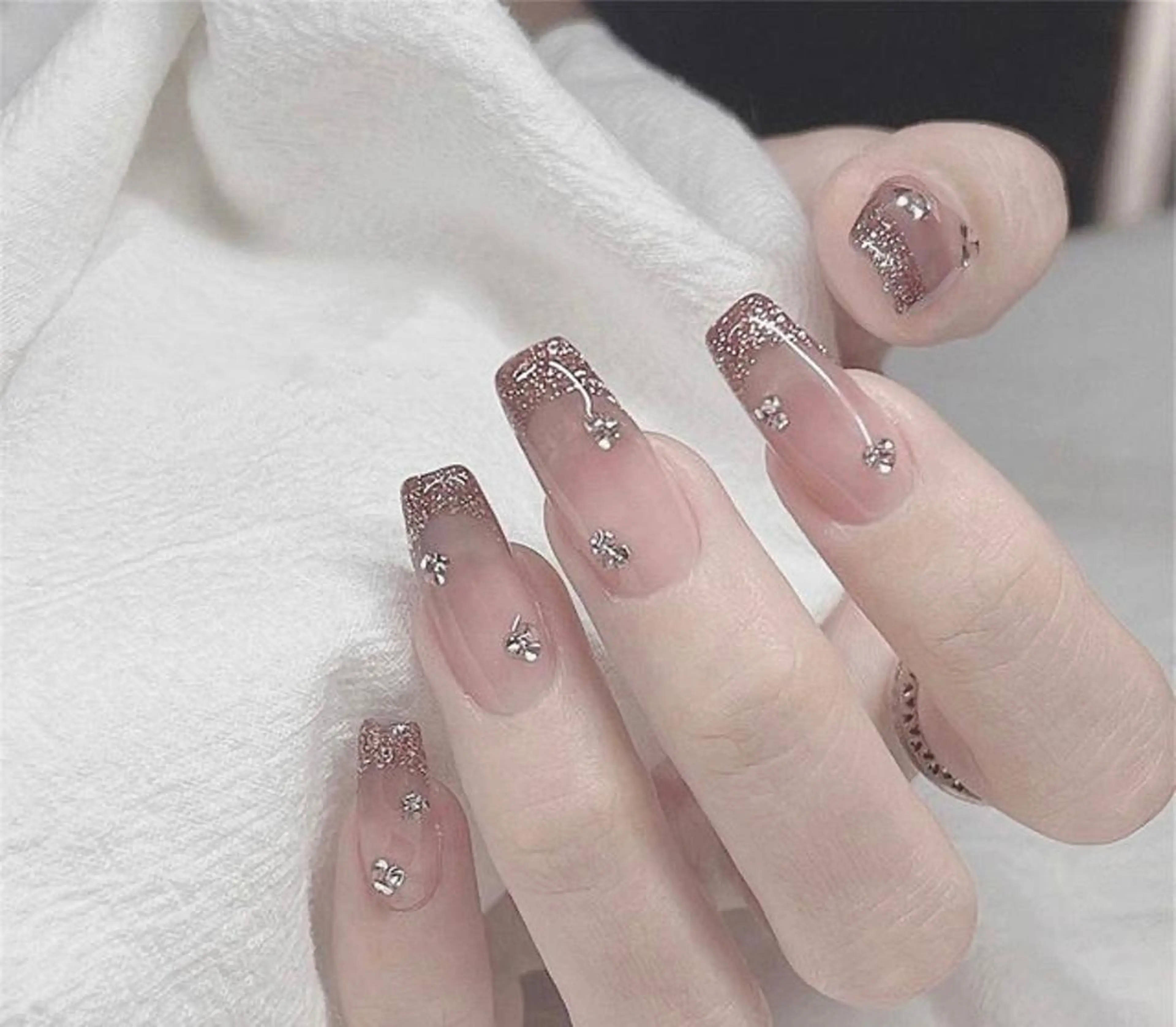 ネイル ラッキーネイルサロン 西川口東口店のネイルデザイン