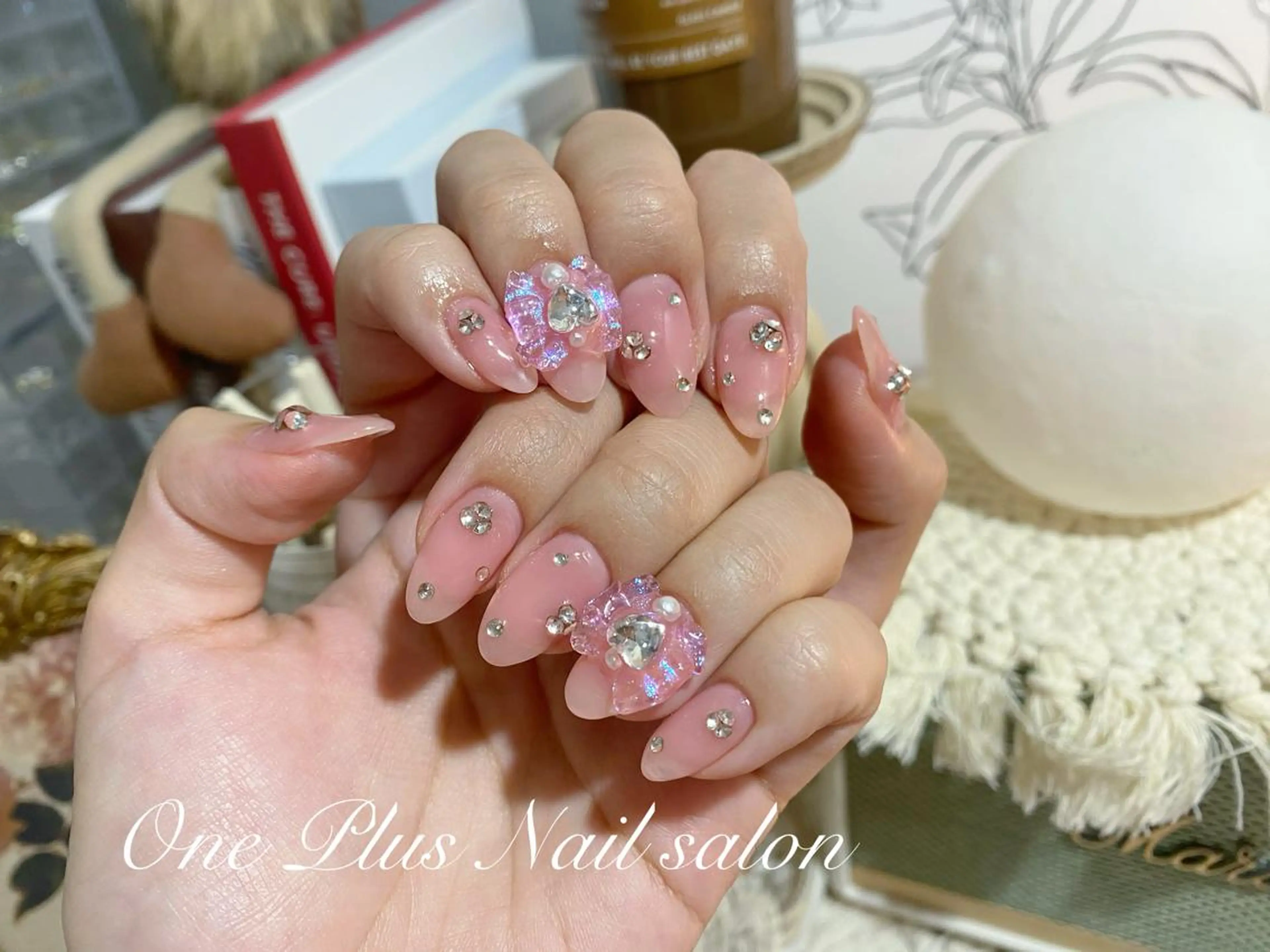 ネイル One Plus Nail Salonのネイルデザイン