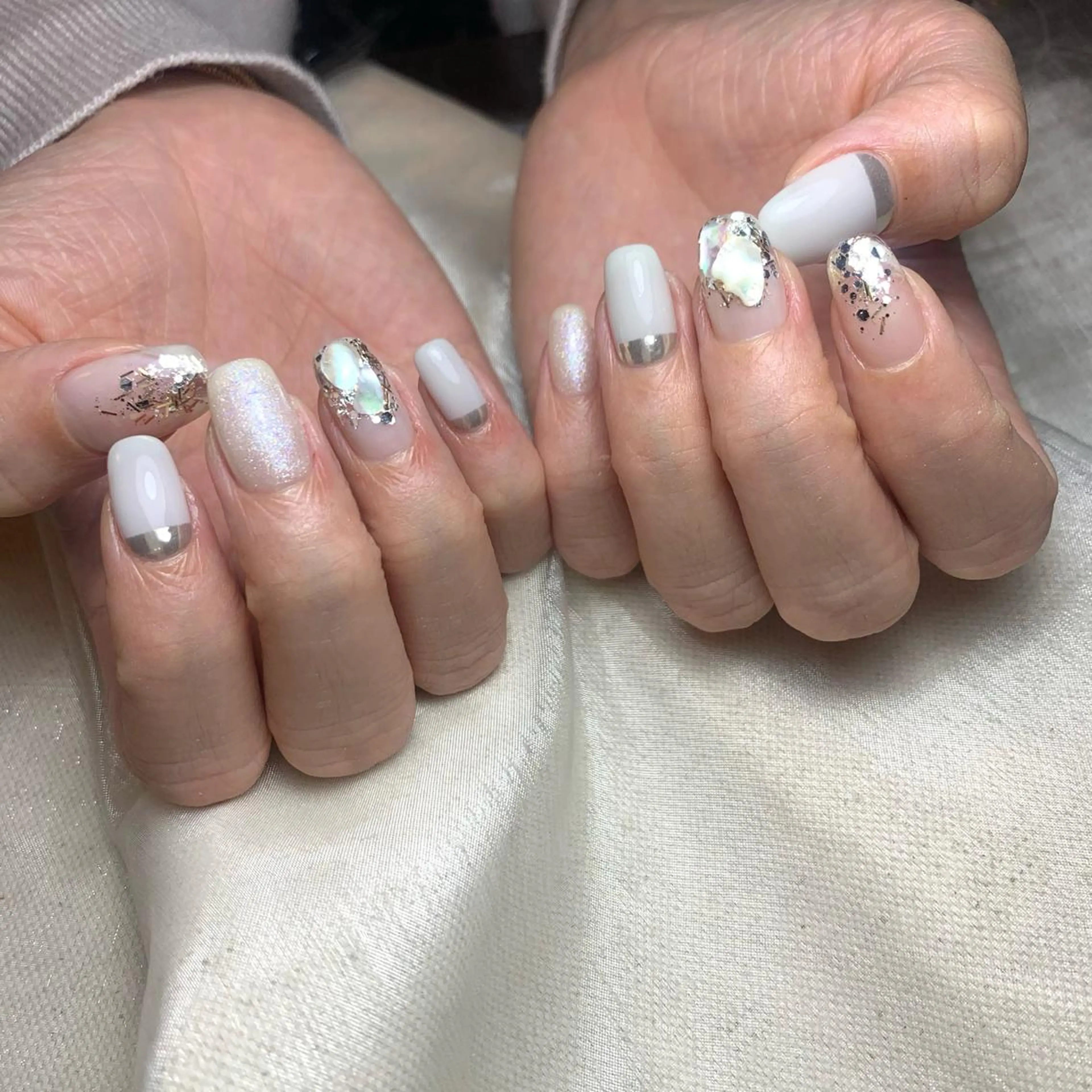 ネイル 里見 麗のネイルデザイン