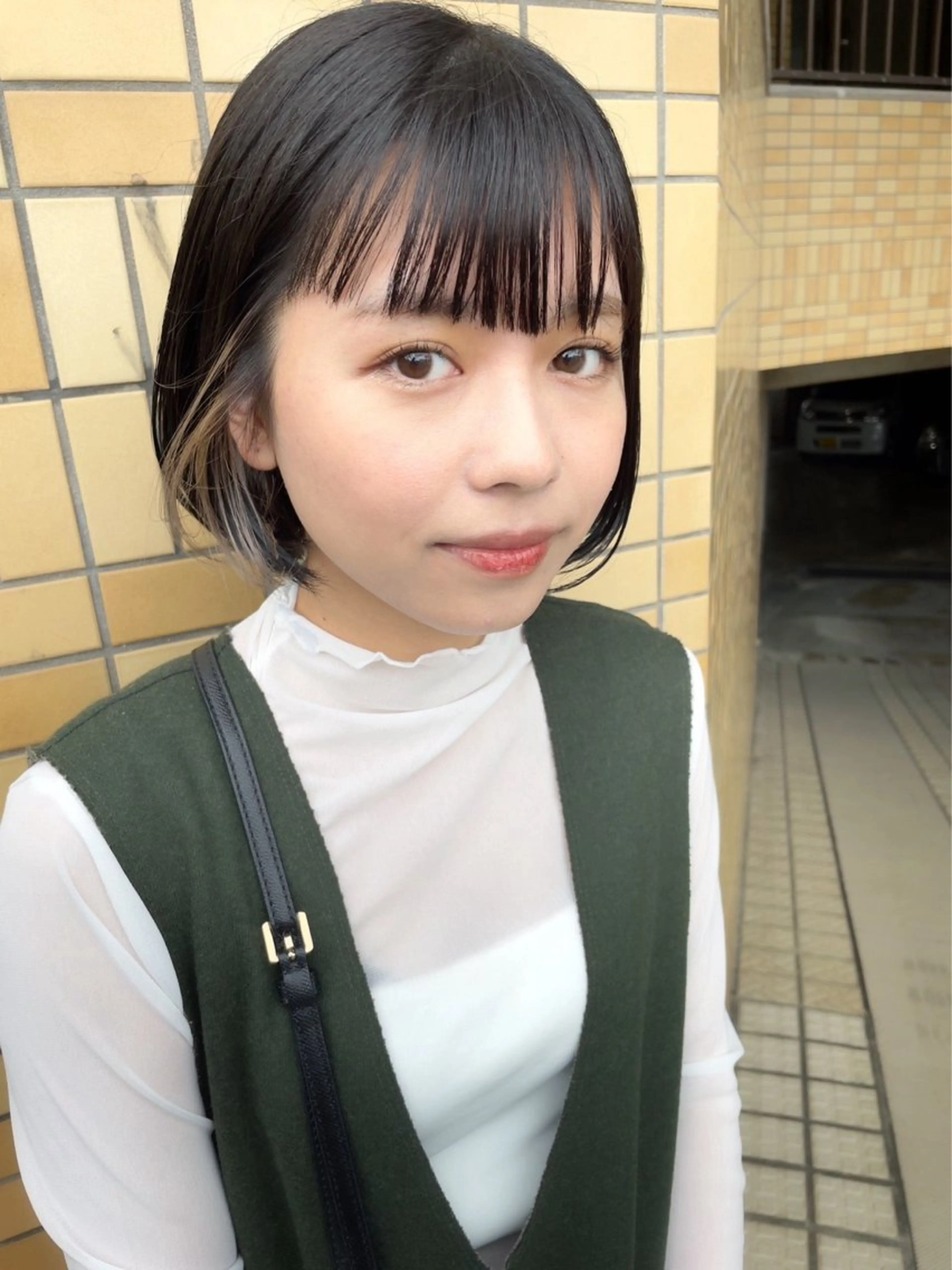 カラー イヤリングカラー RE -NAのヘアスタイル