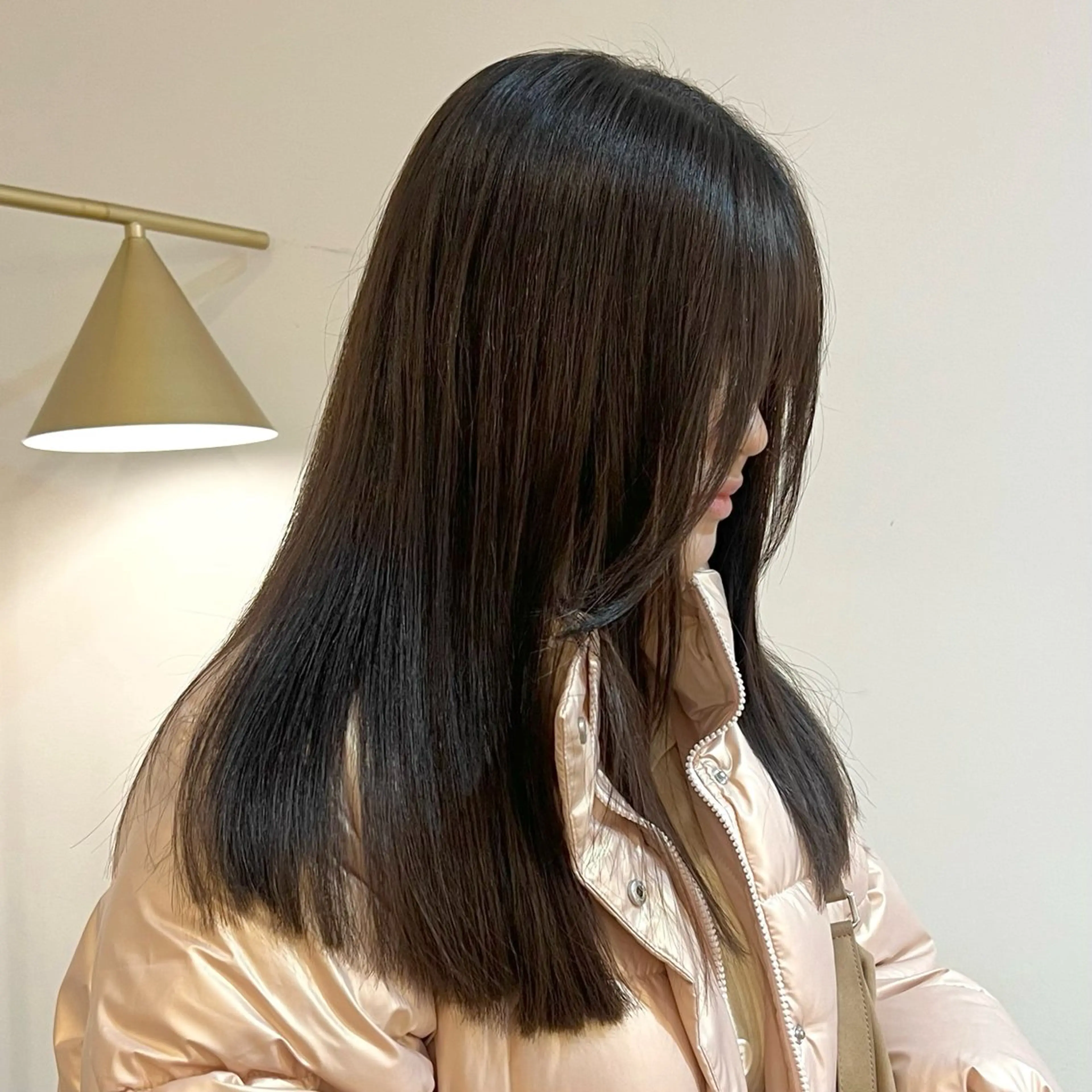 ロング カラー ベージュカラー ブリーチ 透明感カラー ダブルカラー グレージュ ヘアカラー トリートメント 艶カラー/透明感 /ヒグチアオイのヘアスタイル
