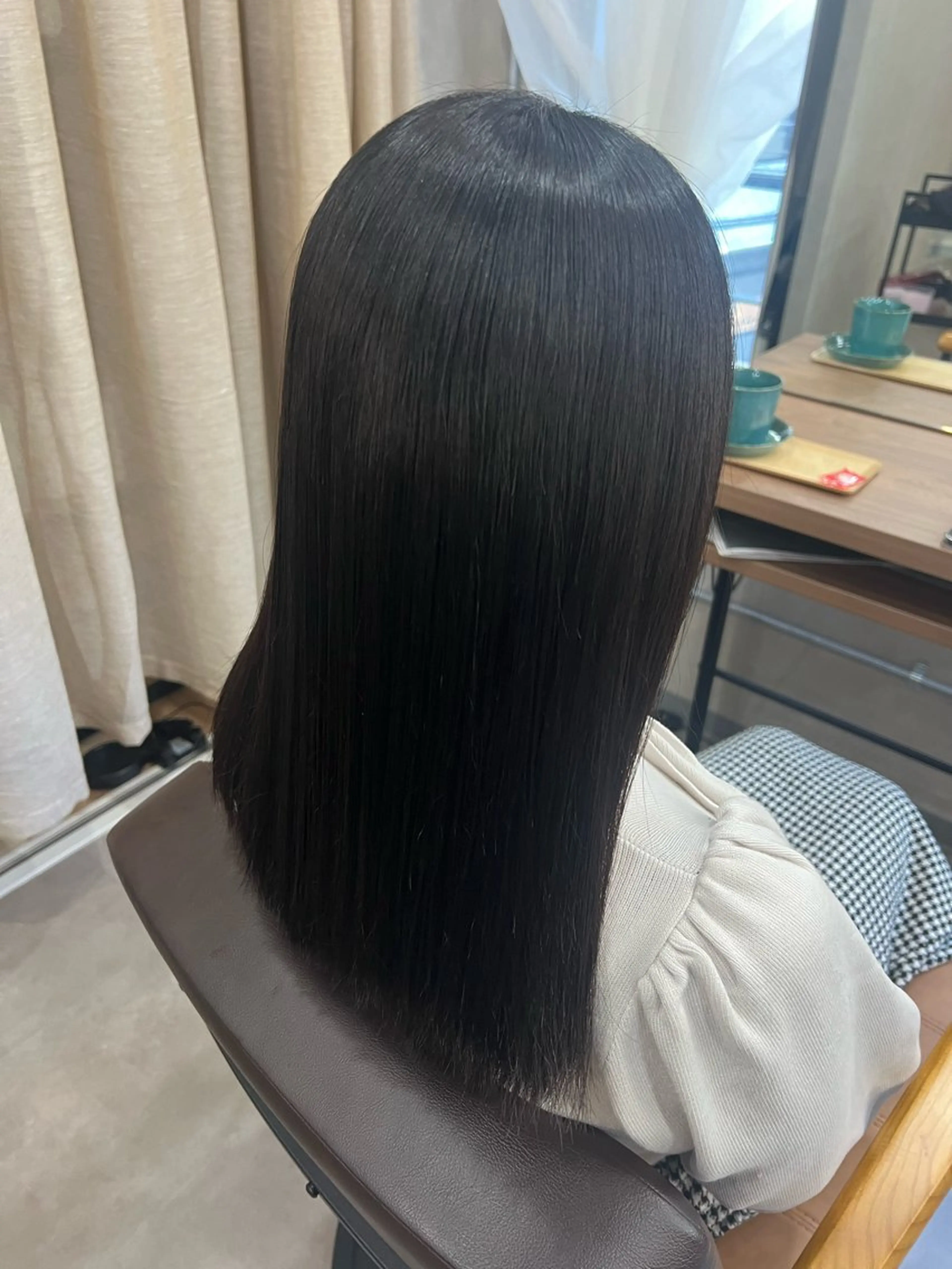 セミロング 酸性ストレート 🌈いけだ あみ🌷のヘアスタイル