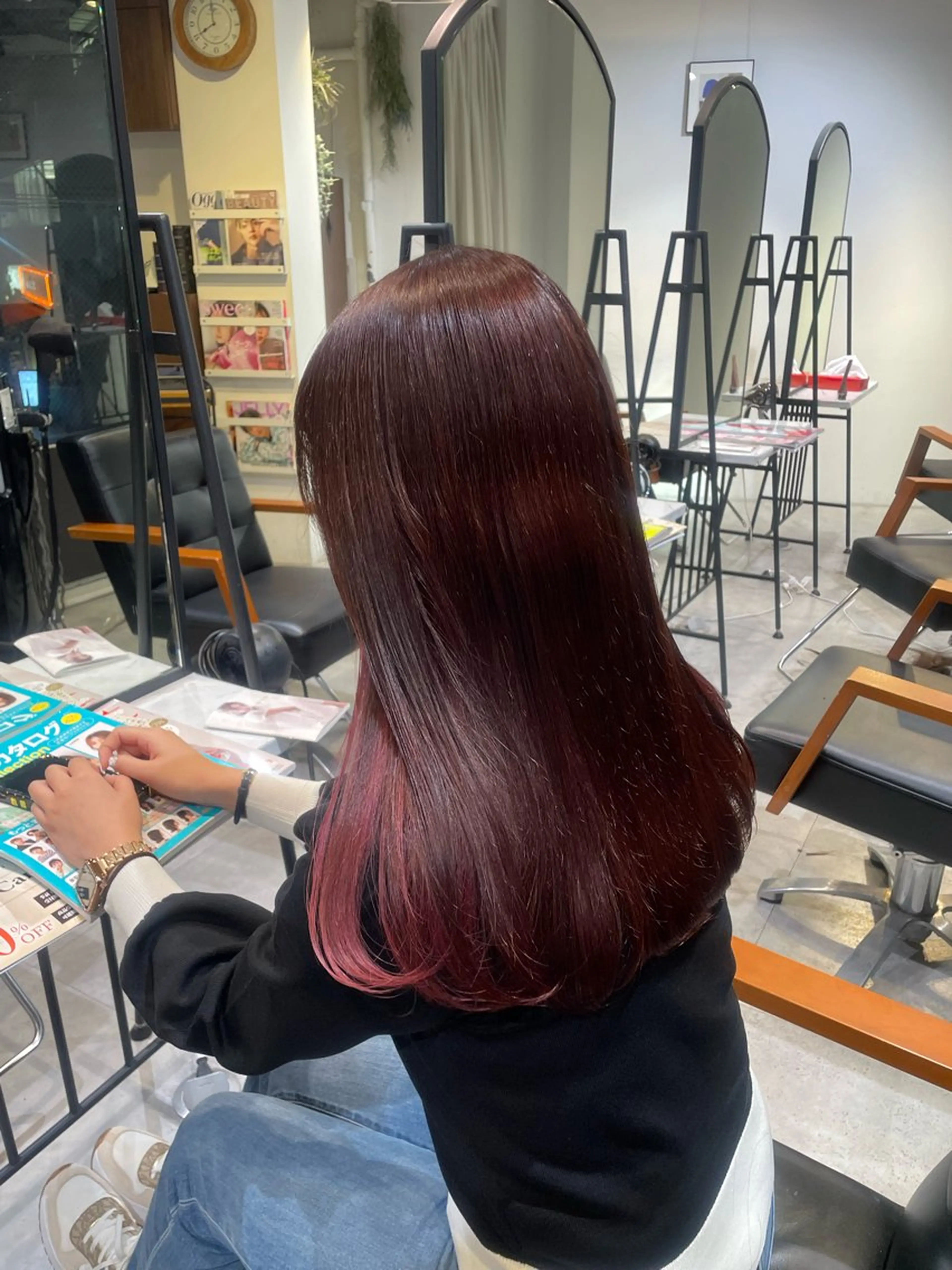 【🪼学生応援メニュー🪼】ダメージ軽減イルミナカラーorアディクシーカラー＋前処理Tr＋韓国風コテ巻き仕上げ💕の写真