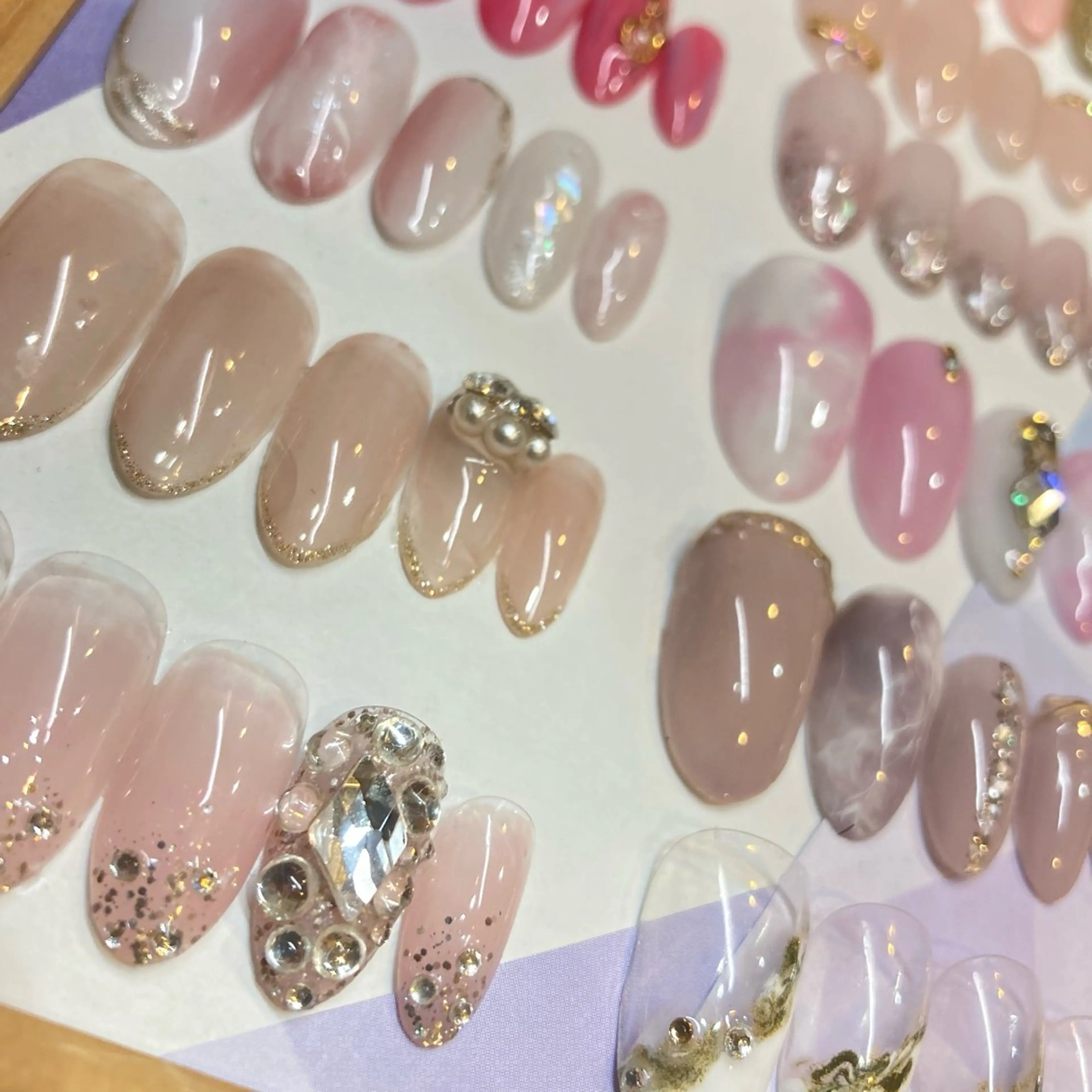 ネイル ハンドネイル VOGUE ×SWANのネイルデザイン