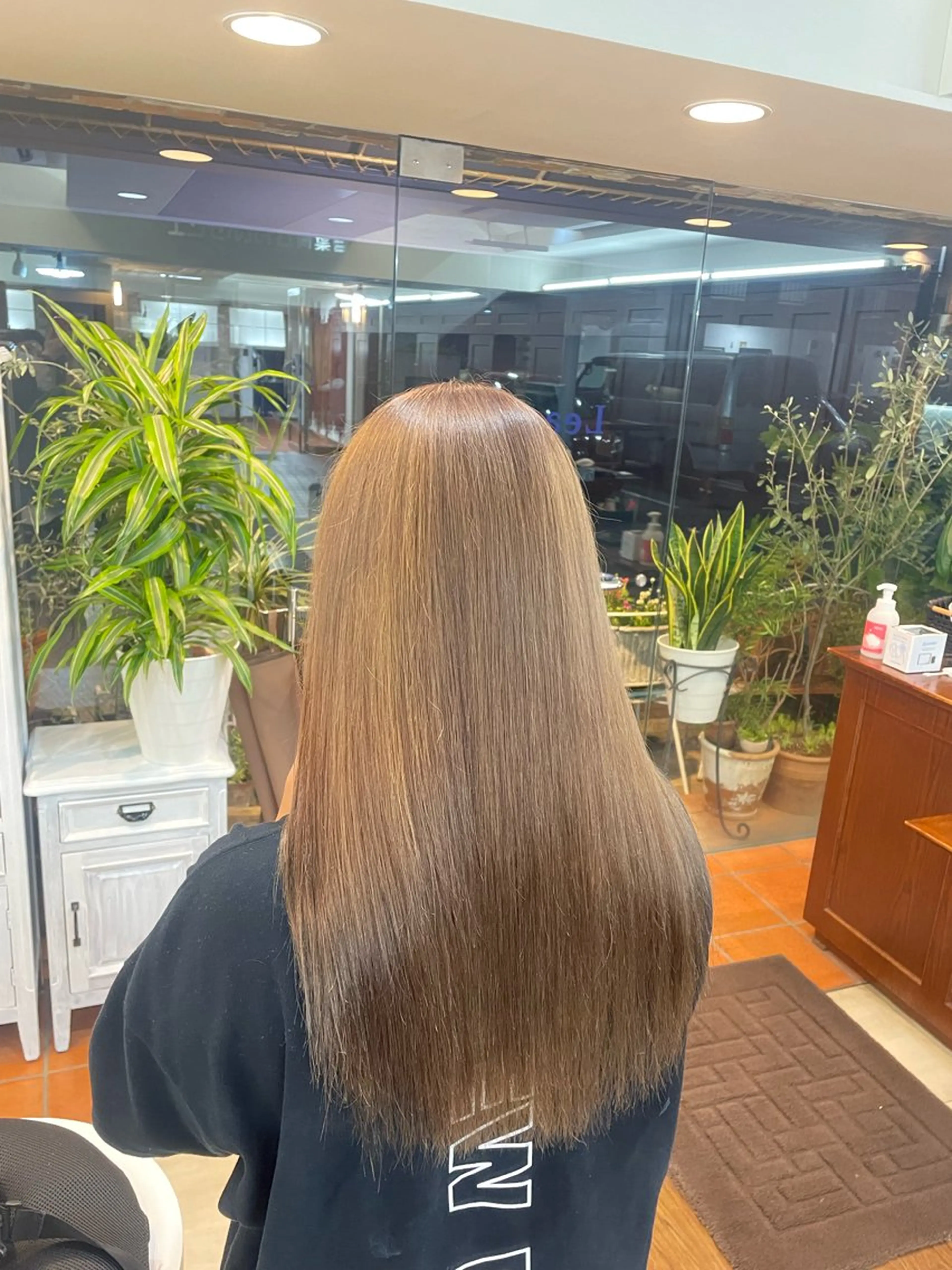 ロング カラー ベージュカラー ミルクティーベージュ ヘアカラー トリートメント ✨️感動の美髪✨️ 溝の口/佐藤那都💫のヘアスタイル