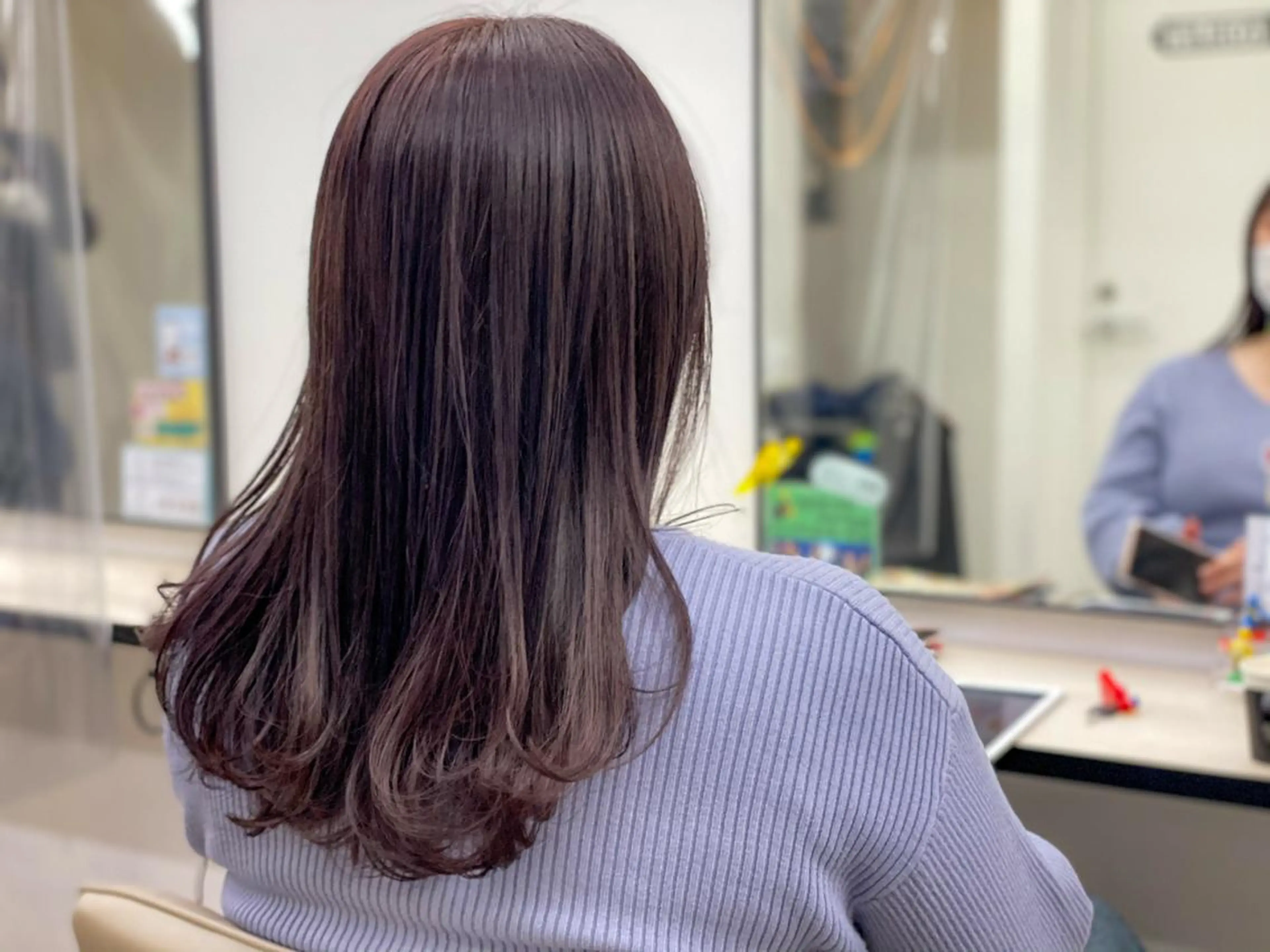 セミロング カラー バイオレットカラー louwe 武藤幸世のヘアスタイル